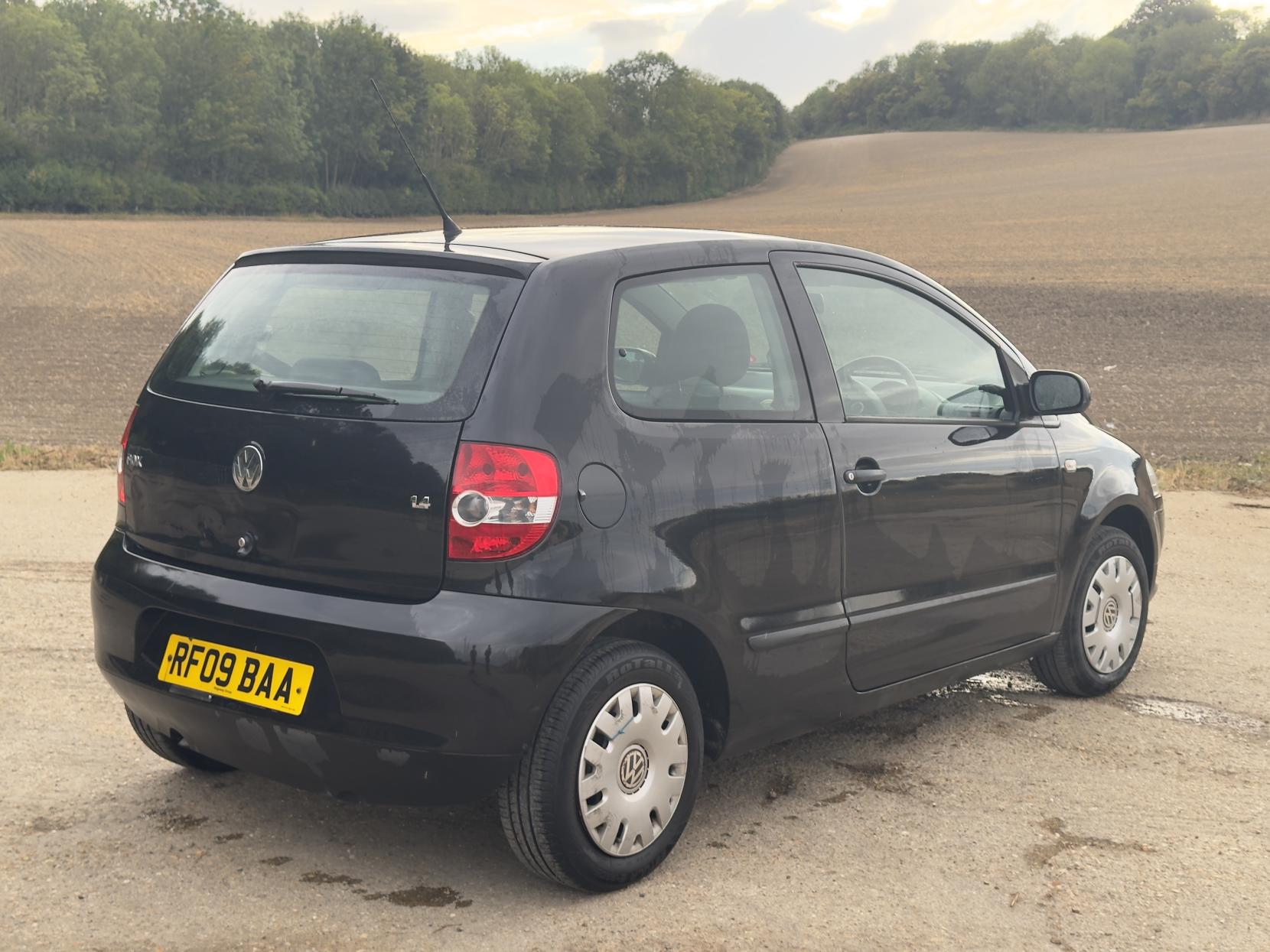Volkswagen Fox 1.4 16V Urban Fox Hatchback 3dr Petrol Manual Euro 4 (75 ps)