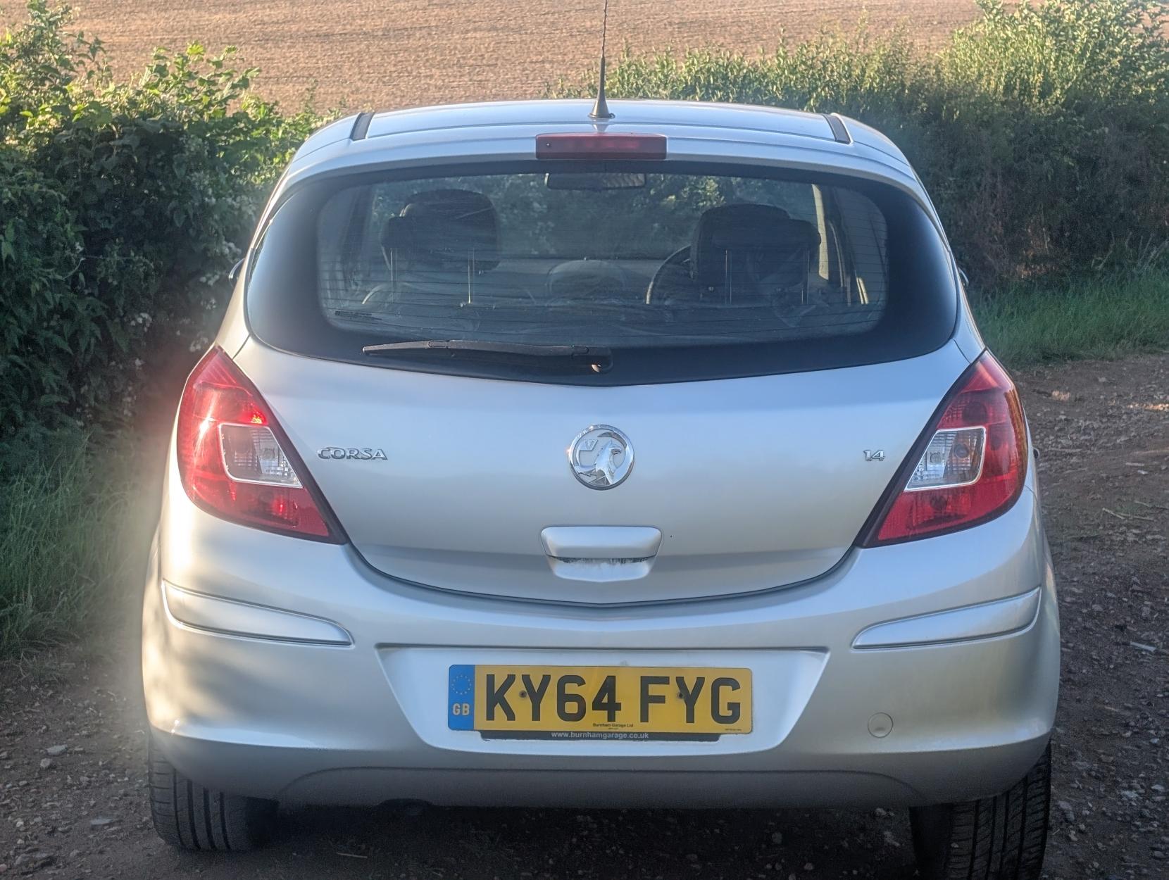 Vauxhall Corsa 1.4 16V SE Hatchback 5dr Petrol Manual Wide Ratio Euro 5 (100 ps)
