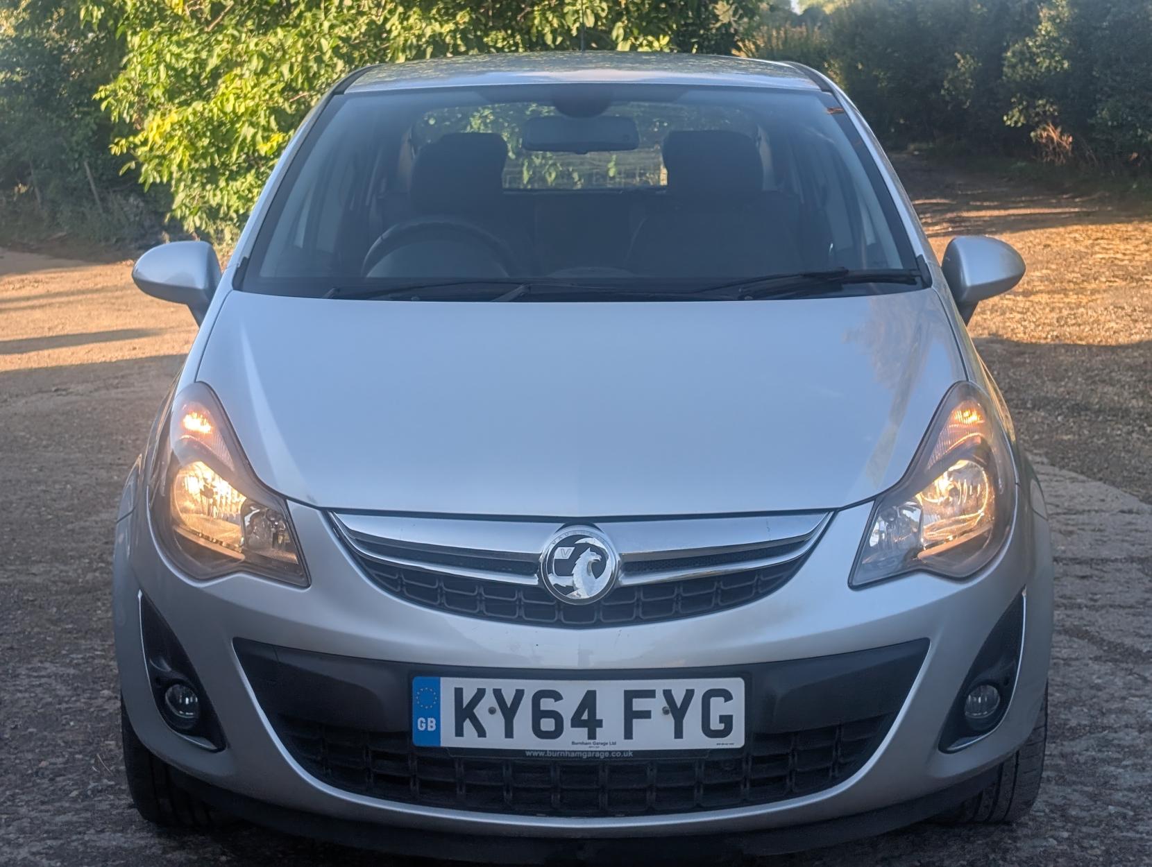 Vauxhall Corsa 1.4 16V SE Hatchback 5dr Petrol Manual Wide Ratio Euro 5 (100 ps)