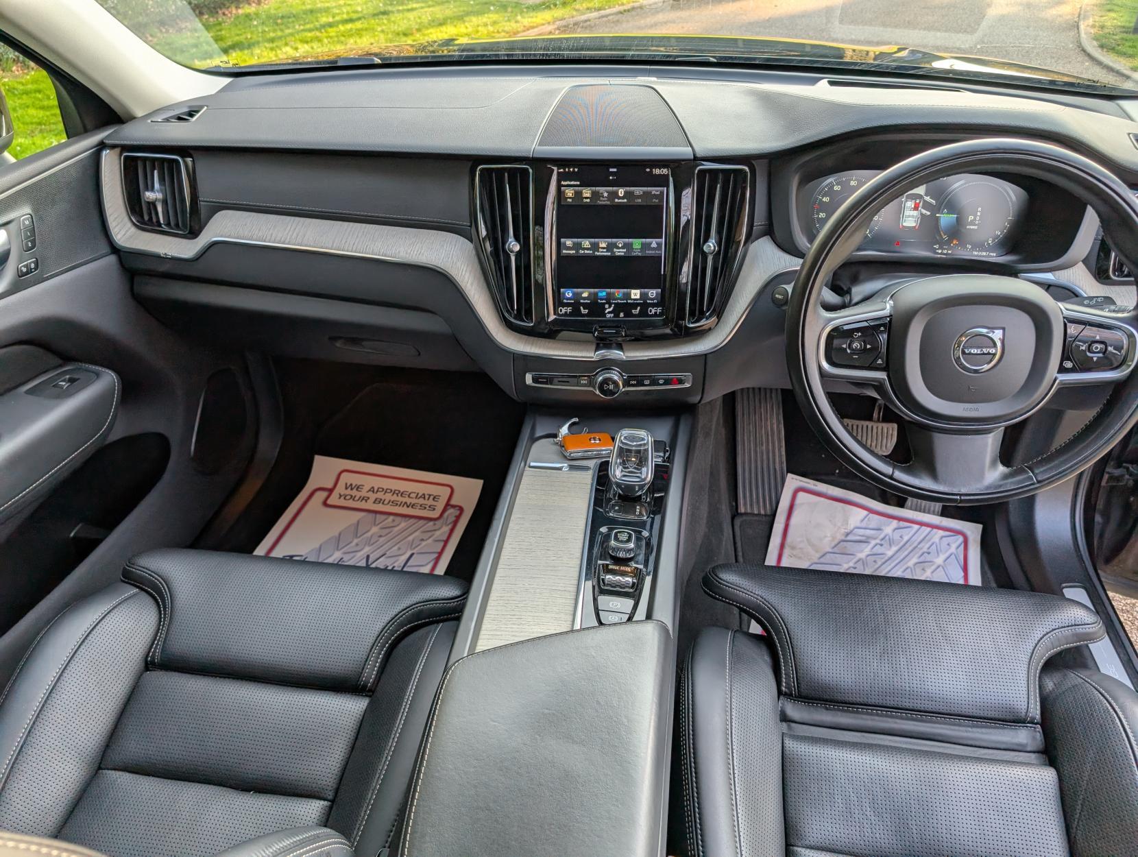 Volvo XC60 2.0h T8 Twin Engine Recharge 11.6kWh Inscription Pro SUV 5dr Petrol Plug-in Hybrid Auto AWD Euro 6 (s/s) (390 ps)