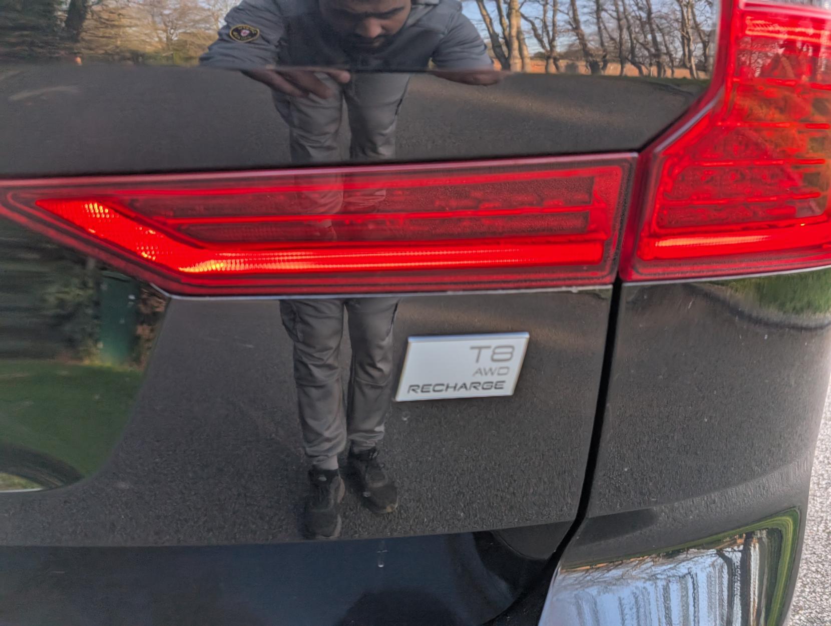 Volvo XC60 2.0h T8 Twin Engine Recharge 11.6kWh Inscription Pro SUV 5dr Petrol Plug-in Hybrid Auto AWD Euro 6 (s/s) (390 ps)