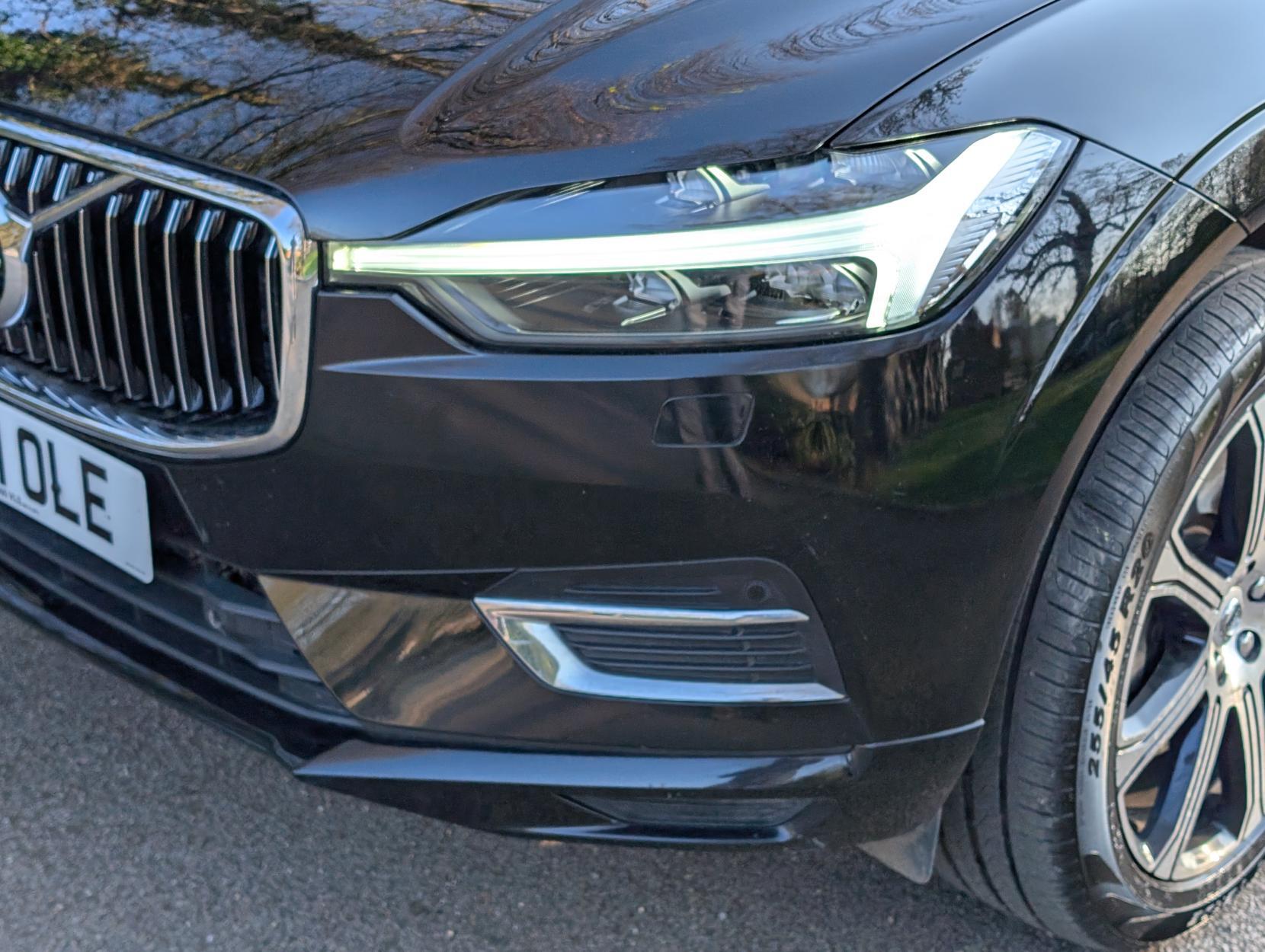 Volvo XC60 2.0h T8 Twin Engine Recharge 11.6kWh Inscription Pro SUV 5dr Petrol Plug-in Hybrid Auto AWD Euro 6 (s/s) (390 ps)