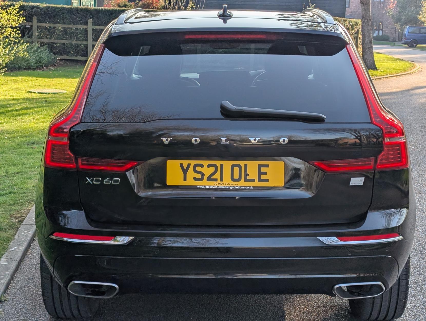 Volvo XC60 2.0h T8 Twin Engine Recharge 11.6kWh Inscription Pro SUV 5dr Petrol Plug-in Hybrid Auto AWD Euro 6 (s/s) (390 ps)