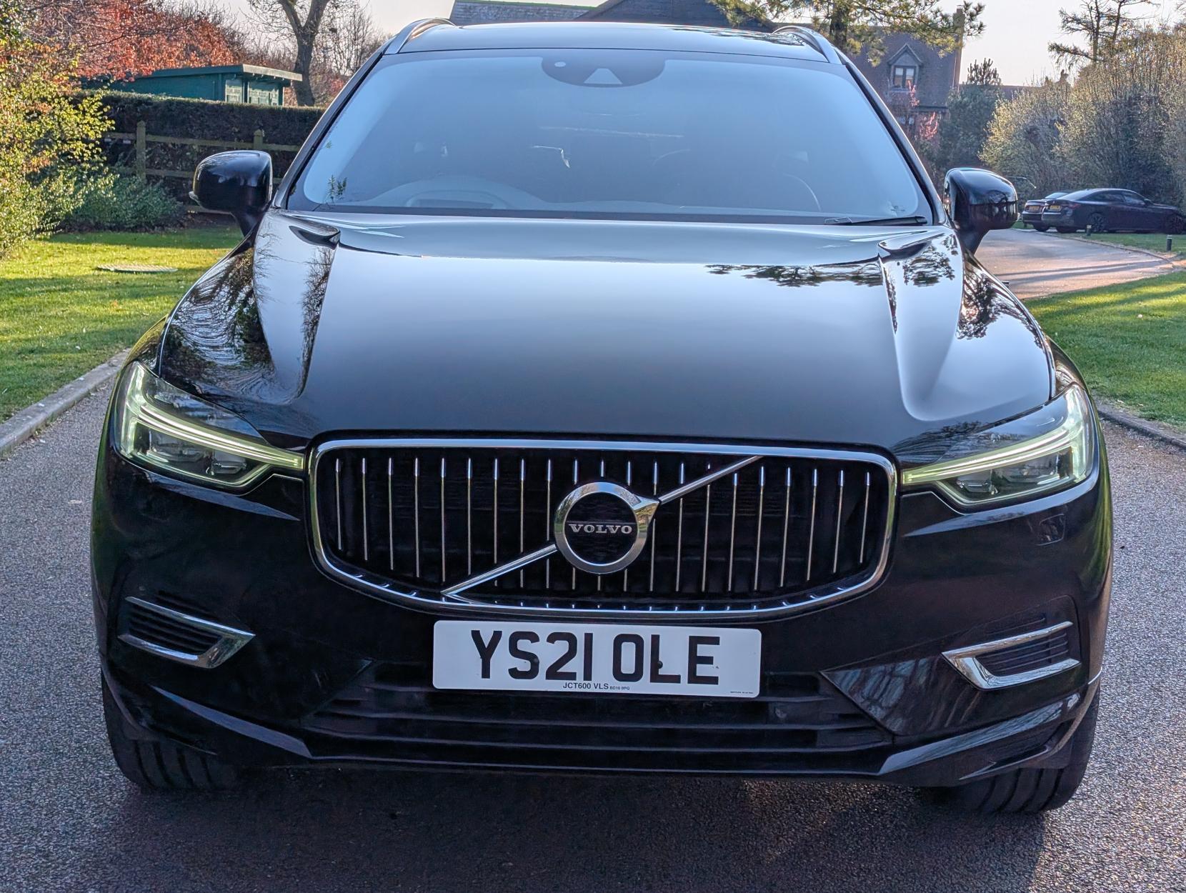 Volvo XC60 2.0h T8 Twin Engine Recharge 11.6kWh Inscription Pro SUV 5dr Petrol Plug-in Hybrid Auto AWD Euro 6 (s/s) (390 ps)