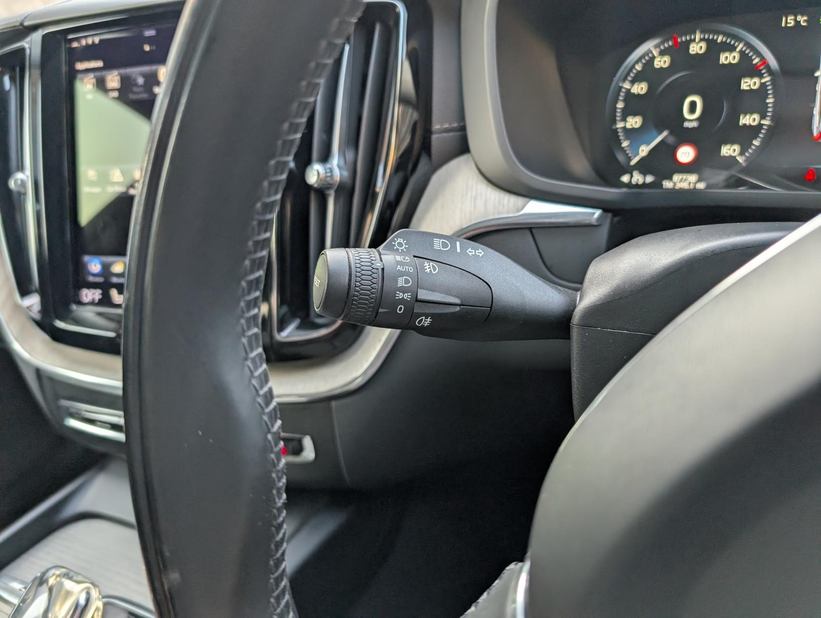 Volvo XC60 2.0h T8 Twin Engine Recharge 11.6kWh Inscription Pro SUV 5dr Petrol Plug-in Hybrid Auto AWD Euro 6 (s/s) (390 ps)