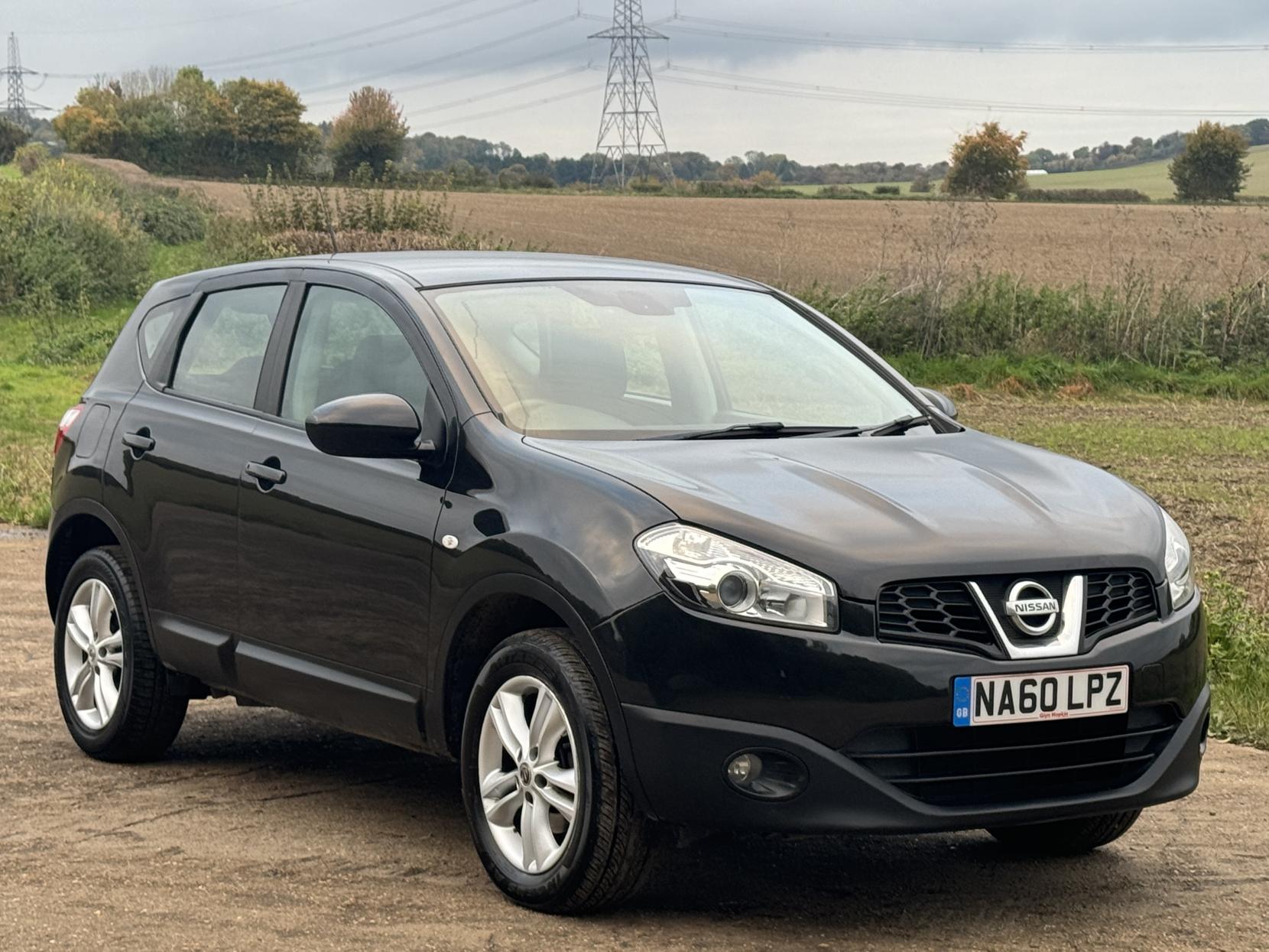 Nissan Qashqai 1.6 Acenta SUV 5dr Petrol Manual 2WD Euro 5 (s/s) (117 ps)