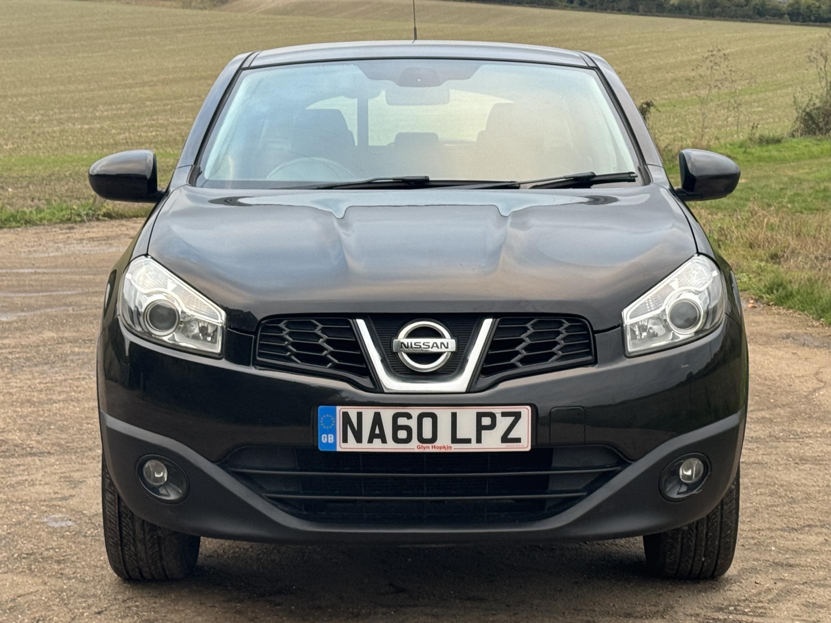 Nissan Qashqai 1.6 Acenta SUV 5dr Petrol Manual 2WD Euro 5 (s/s) (117 ps)