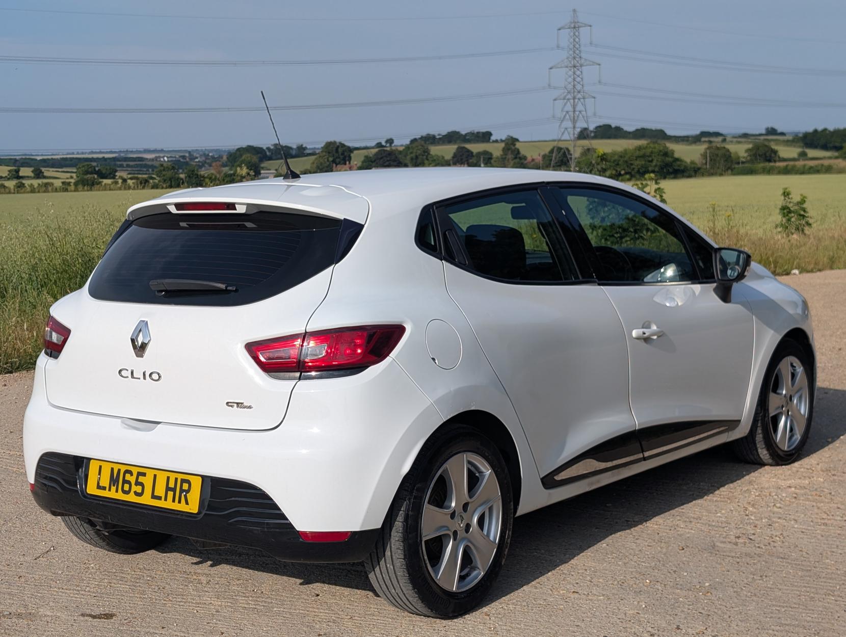 Renault Clio 1.5 dCi Dynamique Nav Hatchback 5dr Diesel Auto Euro 6 (90 ps)