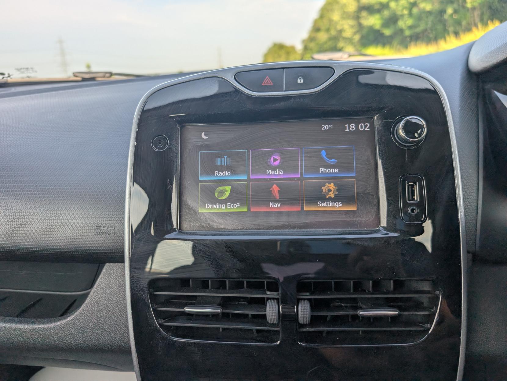 Renault Clio 1.5 dCi Dynamique Nav Hatchback 5dr Diesel Auto Euro 6 (90 ps)
