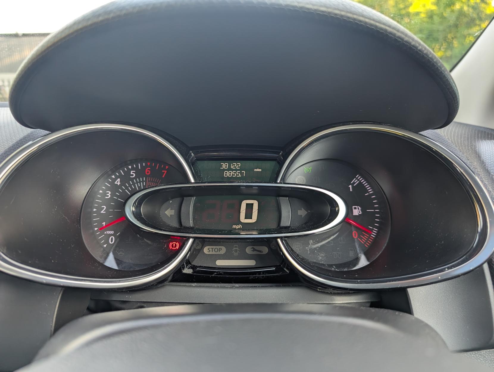 Renault Clio 0.9 TCe Dynamique Nav Hatchback 5dr Petrol Manual Euro 6 (s/s) (90 ps)