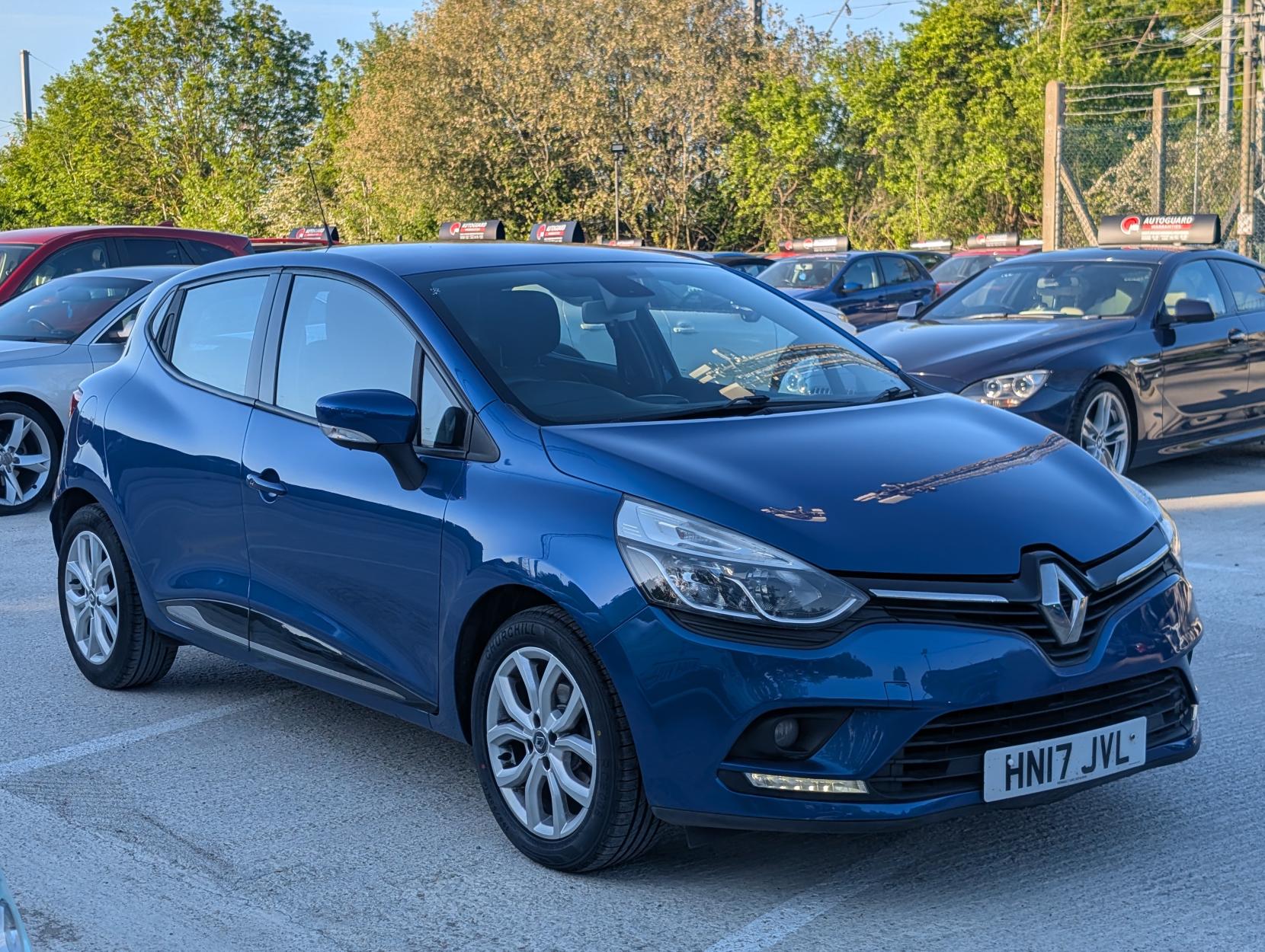 Renault Clio 0.9 TCe Dynamique Nav Hatchback 5dr Petrol Manual Euro 6 (s/s) (90 ps)