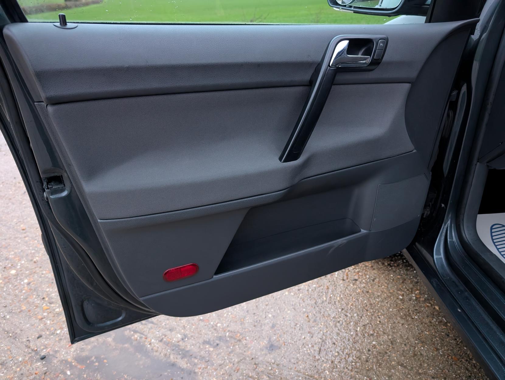 Volkswagen Polo 1.2 Match Hatchback 5dr Petrol Manual (138 g/km, 60 bhp)