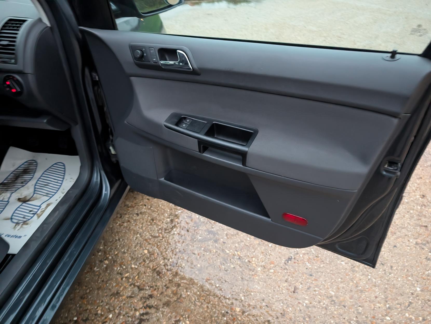 Volkswagen Polo 1.2 Match Hatchback 5dr Petrol Manual (138 g/km, 60 bhp)