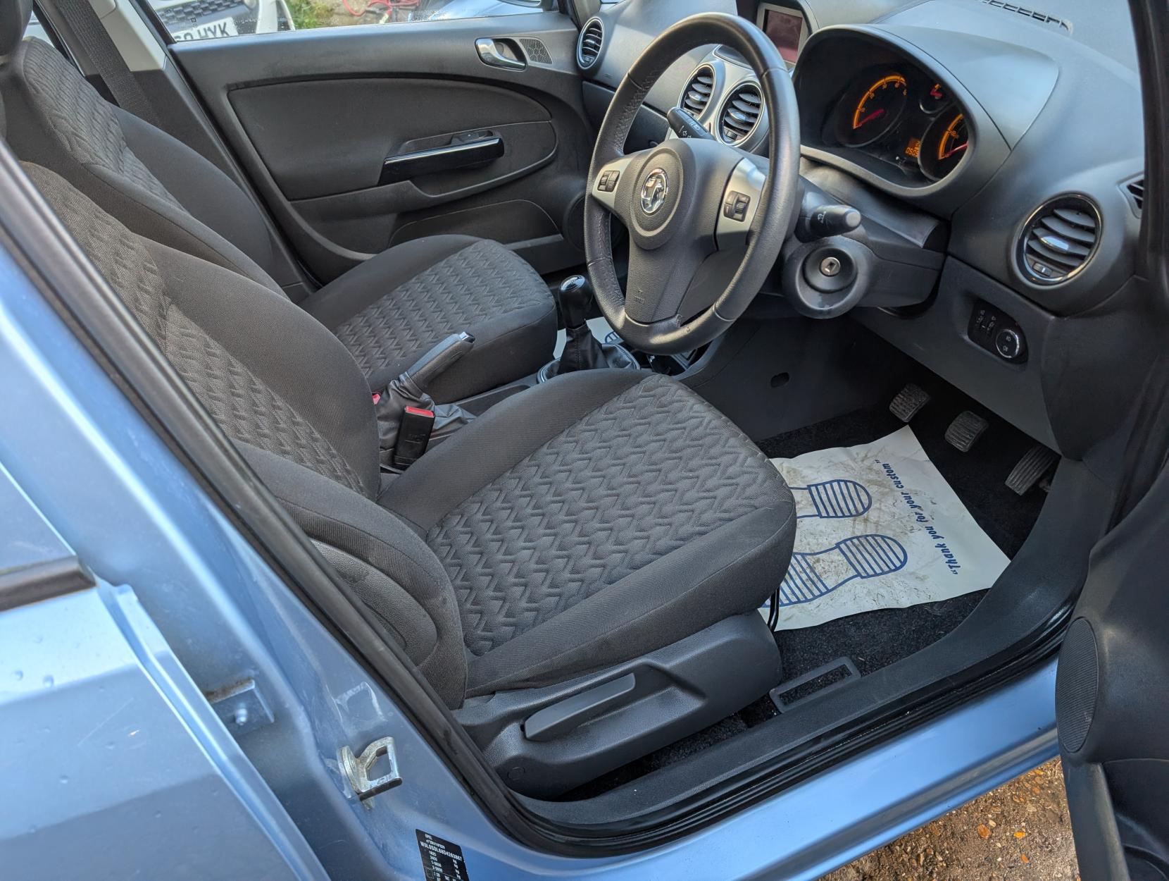 Vauxhall Corsa 1.2 16V Energy Hatchback 5dr Petrol Manual Euro 5 (A/C) (85 ps)