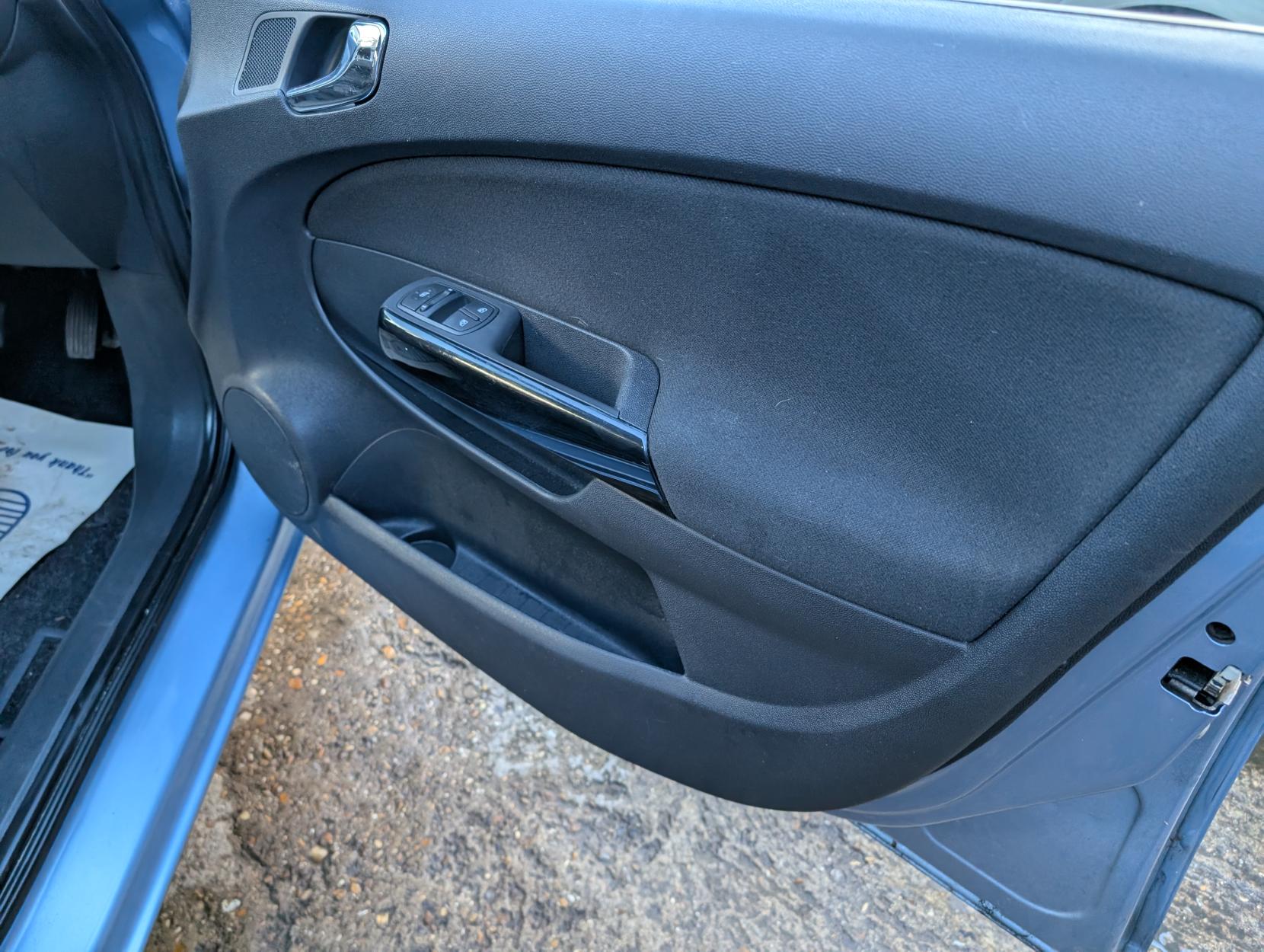 Vauxhall Corsa 1.2 16V Energy Hatchback 5dr Petrol Manual Euro 5 (A/C) (85 ps)