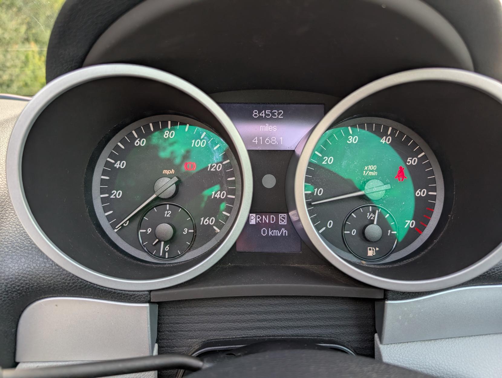 Mercedes-Benz SLK 3.5 SLK350 Convertible 2dr Petrol 7G-Tronic (242 g/km, 272 bhp)