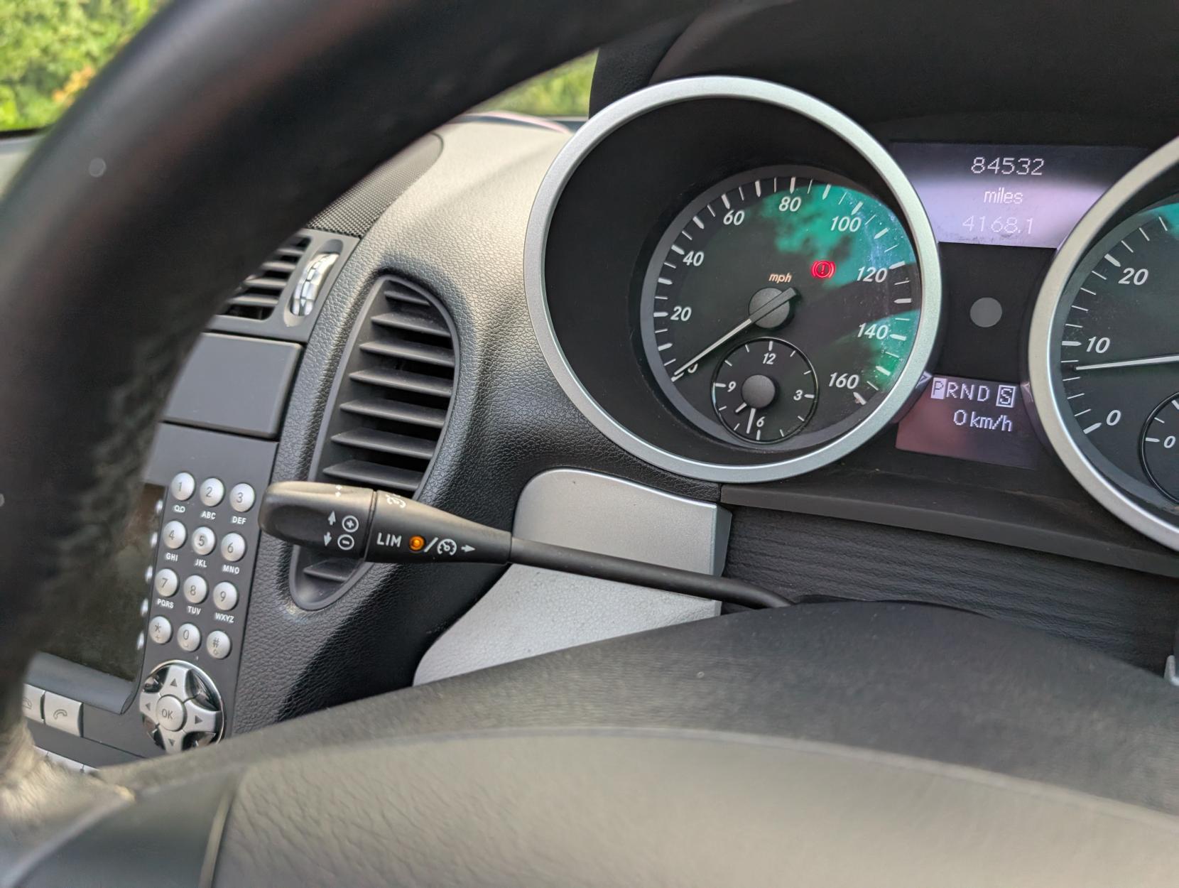 Mercedes-Benz SLK 3.5 SLK350 Convertible 2dr Petrol 7G-Tronic (242 g/km, 272 bhp)