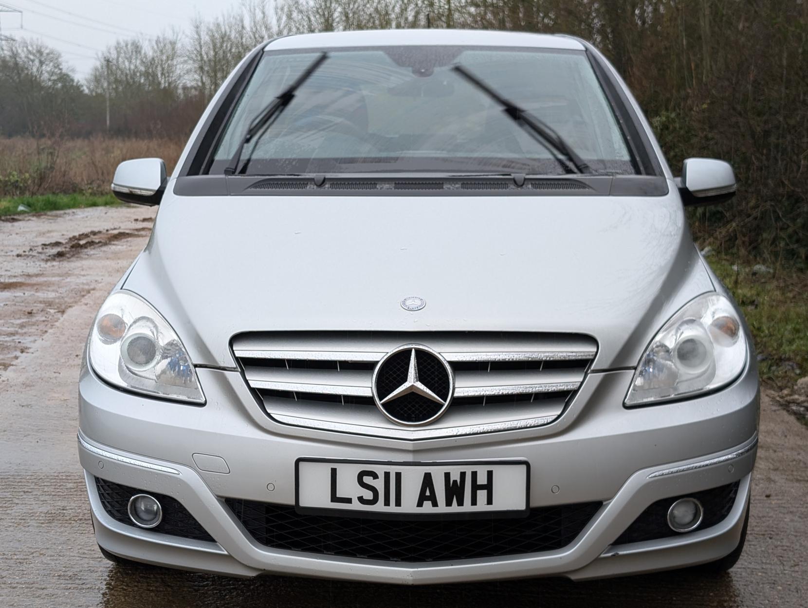 Mercedes-Benz B Class 1.5 B160 BlueEfficiency SE MPV 5dr Petrol Manual (149 g/km, 95 bhp)