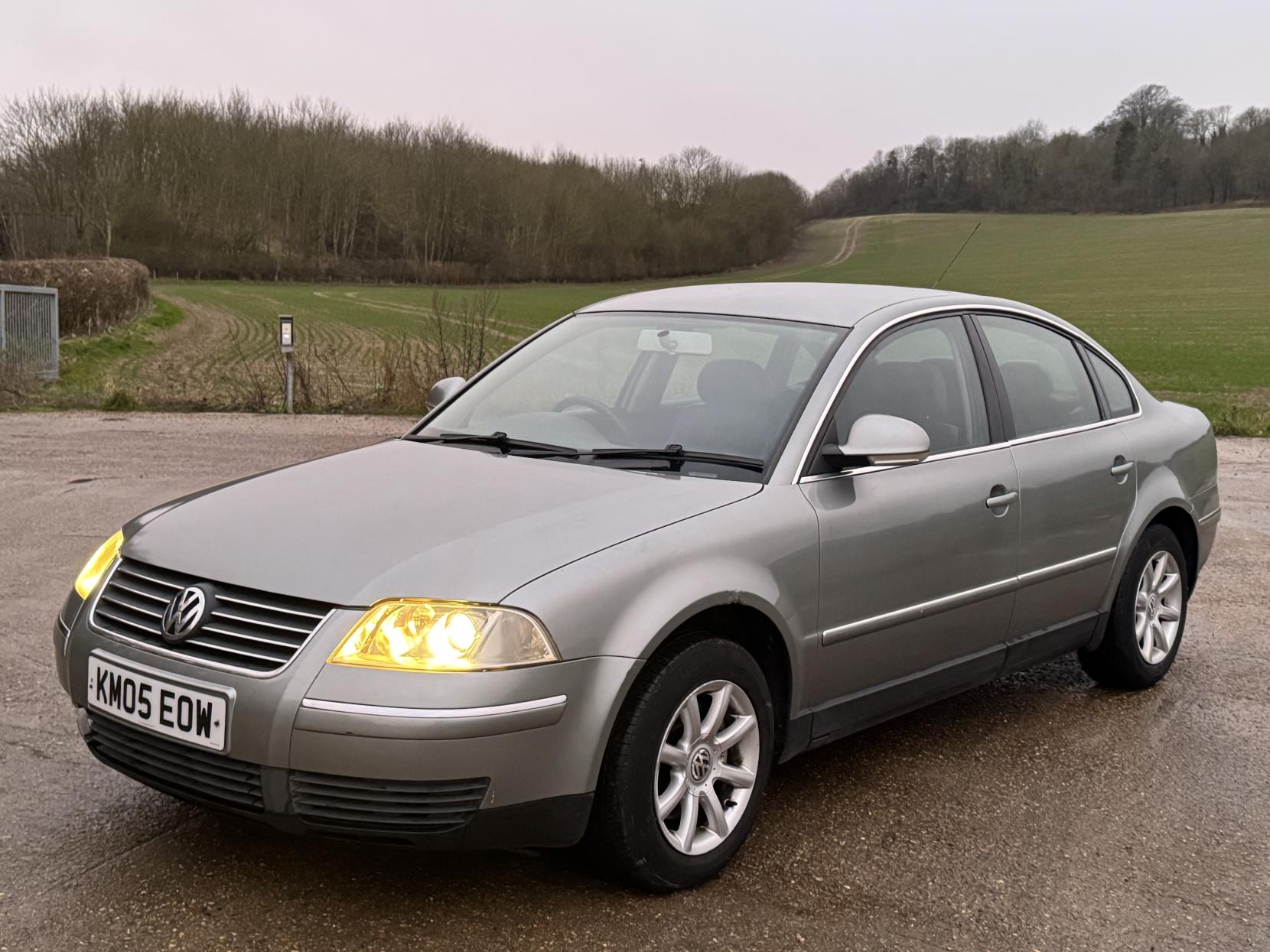 Volkswagen Passat 1.9 TDI PD Highline Saloon 4dr Diesel Manual (154 g/km, 130 bhp)