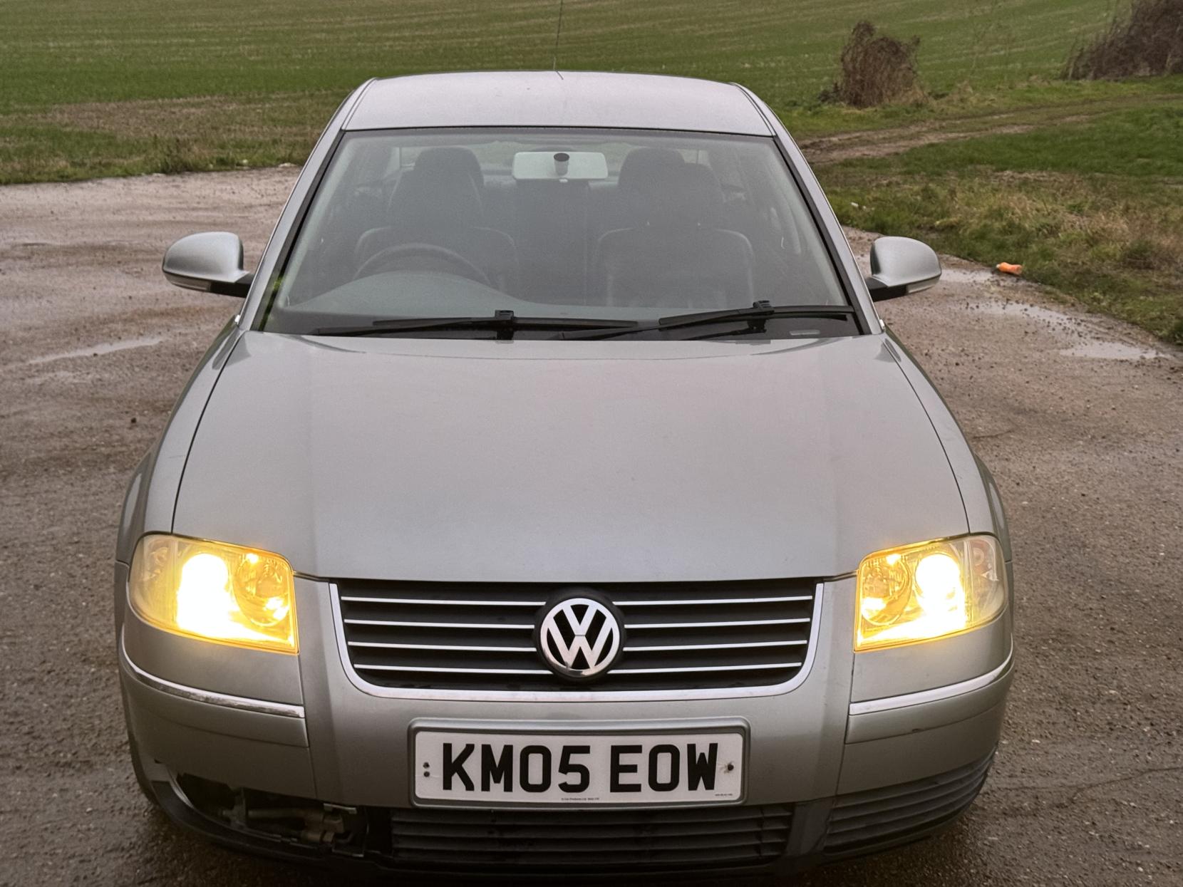 Volkswagen Passat 1.9 TDI PD Highline Saloon 4dr Diesel Manual (154 g/km, 130 bhp)