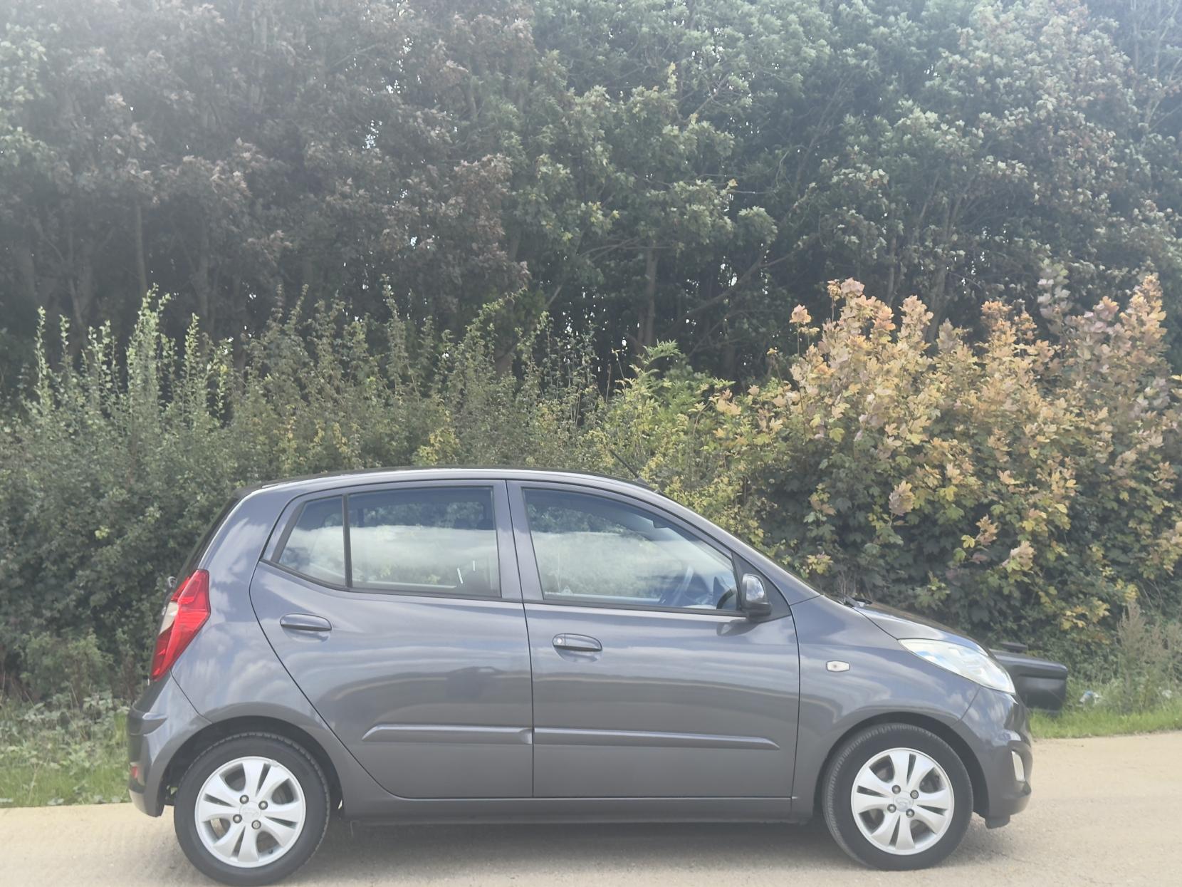 Hyundai i10 1.2 Active Hatchback 5dr Petrol Manual Euro 5 (85 bhp)