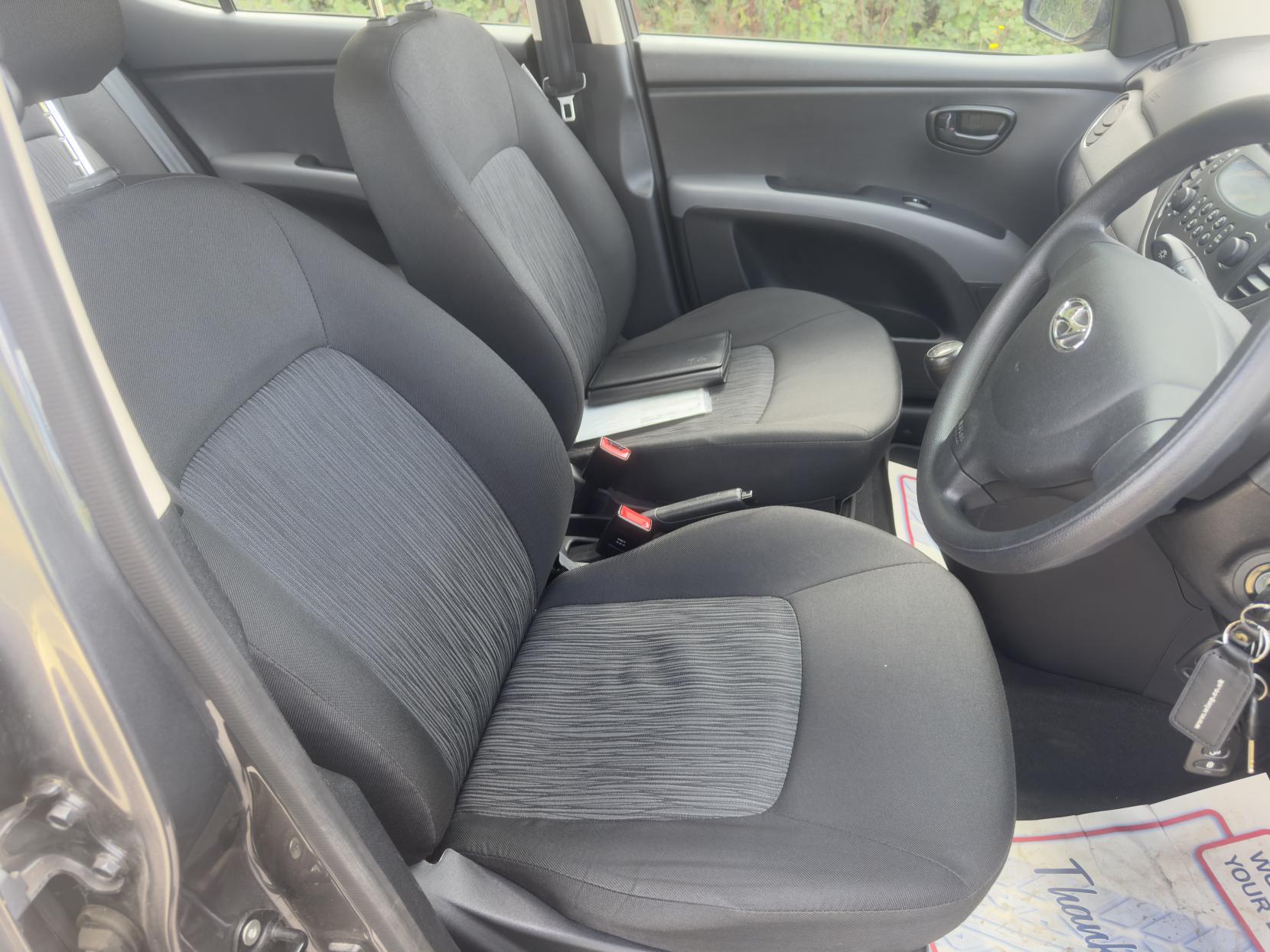 Hyundai i10 1.2 Active Hatchback 5dr Petrol Manual Euro 5 (85 bhp)