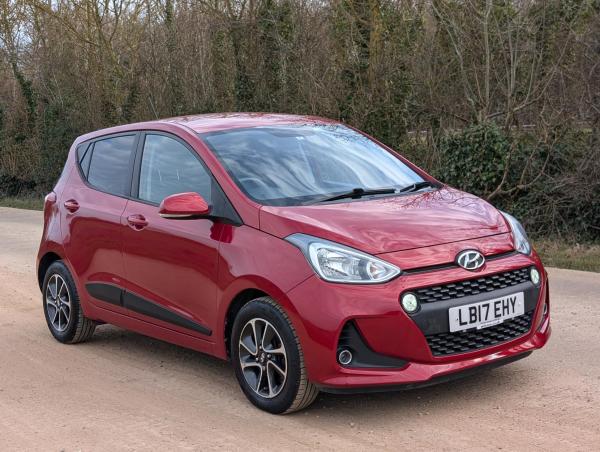 Hyundai i10 1.2 Premium Hatchback 5dr Petrol Auto Euro 6 (87 ps)