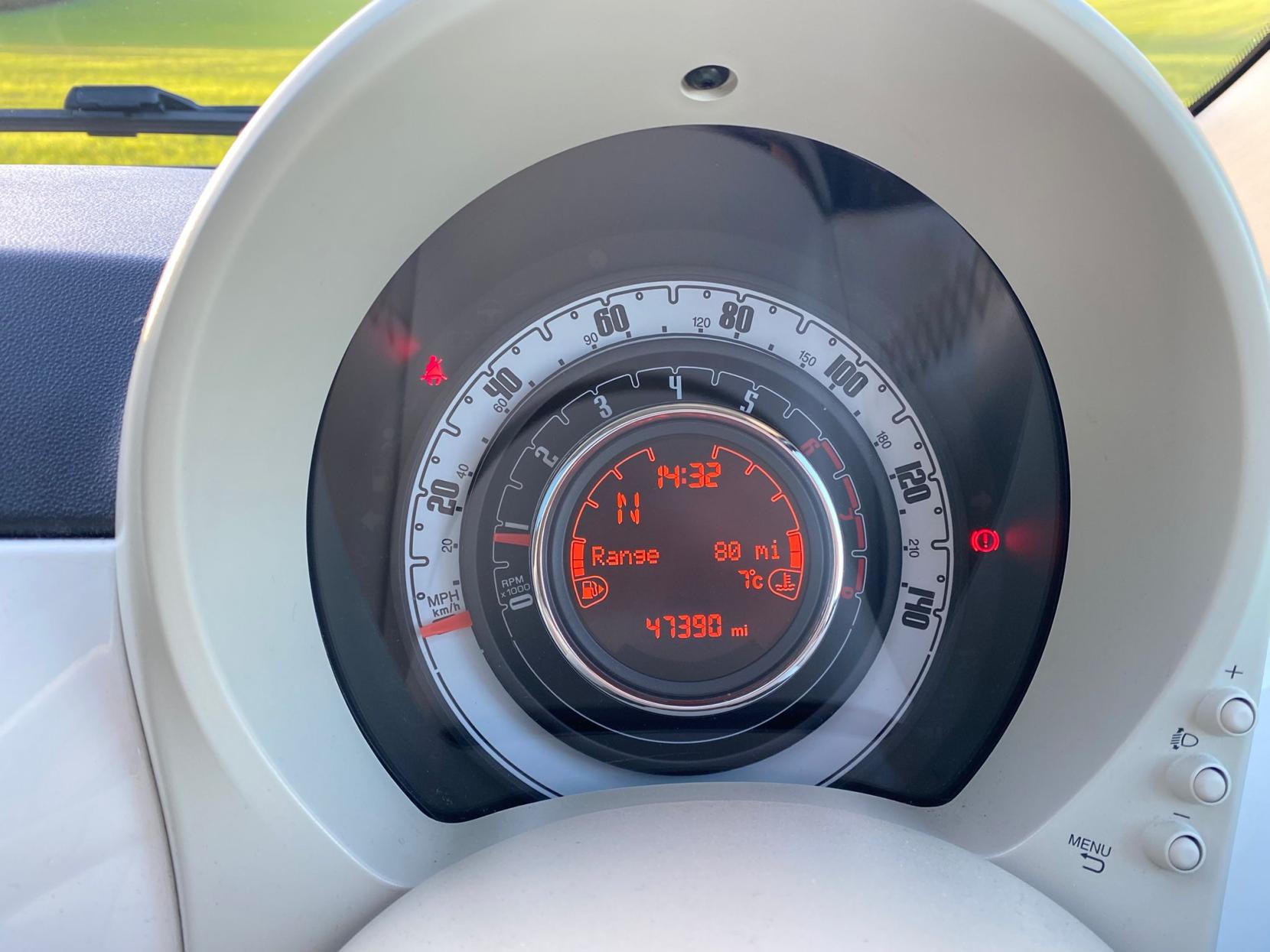 Fiat 500 1.2 Lounge Hatchback 3dr Petrol Dualogic Euro 6 (s/s) (69 bhp)