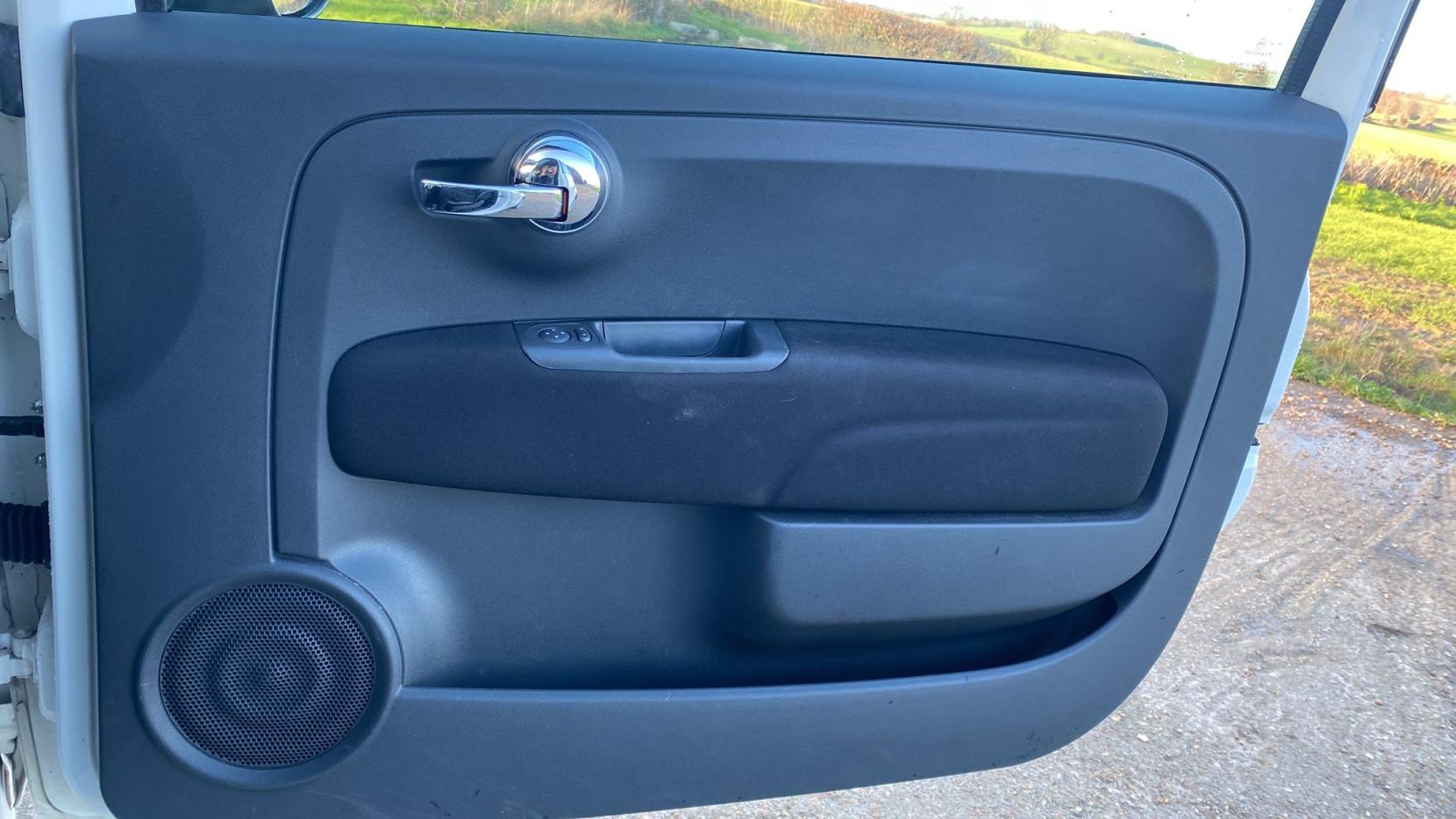 Fiat 500 1.2 Lounge Hatchback 3dr Petrol Dualogic Euro 6 (s/s) (69 bhp)