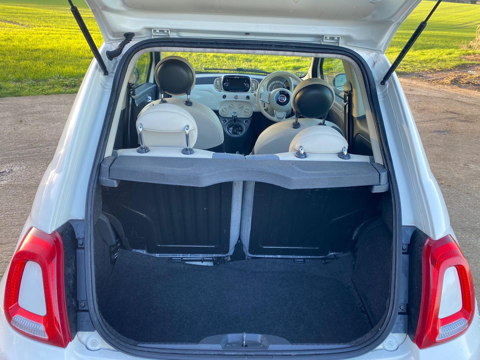 Fiat 500 1.2 Lounge Hatchback 3dr Petrol Dualogic Euro 6 (s/s) (69 bhp)