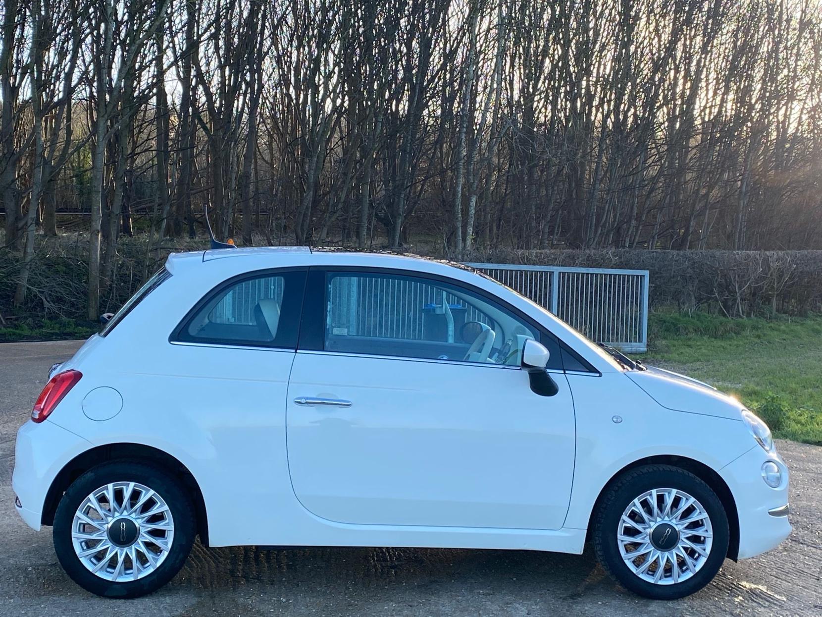 Fiat 500 1.2 Lounge Hatchback 3dr Petrol Dualogic Euro 6 (s/s) (69 bhp)