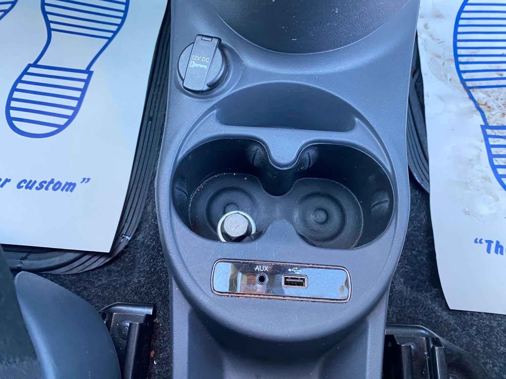 Fiat 500 1.2 Lounge Hatchback 3dr Petrol Dualogic Euro 6 (s/s) (69 bhp)