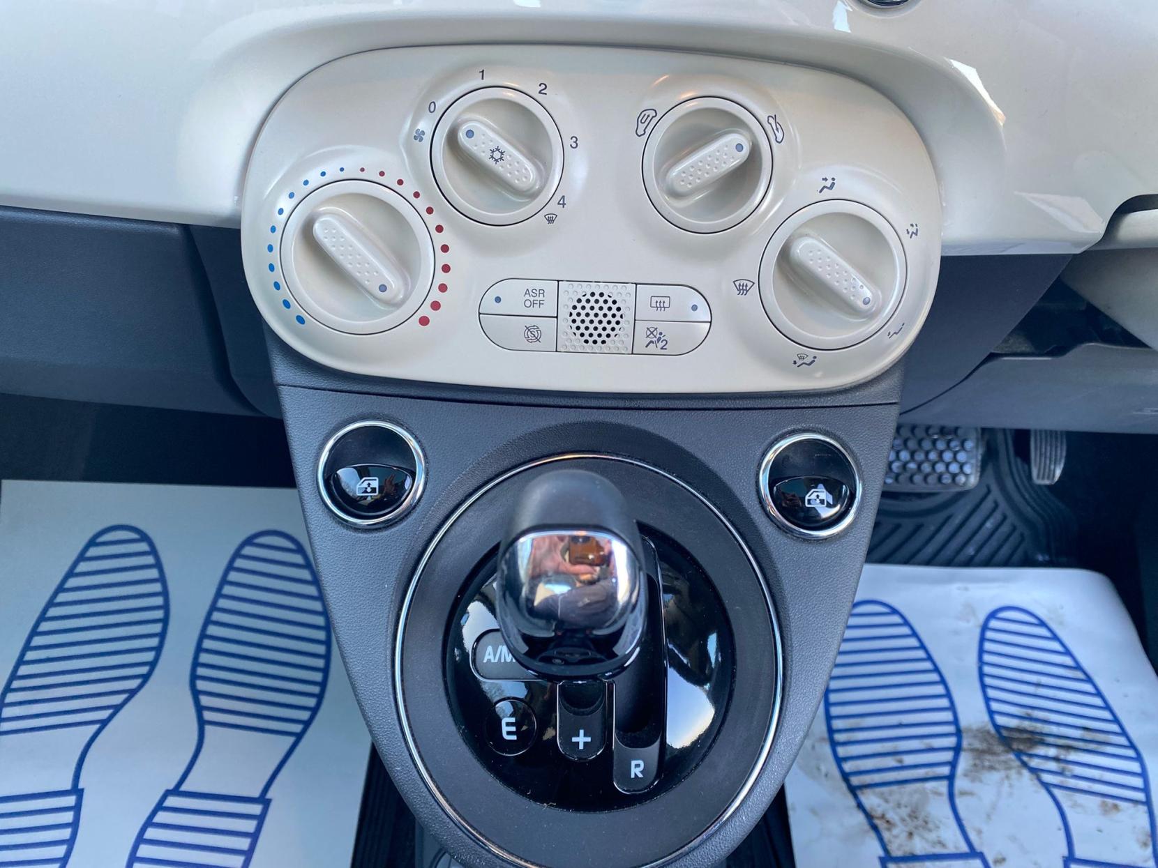 Fiat 500 1.2 Lounge Hatchback 3dr Petrol Dualogic Euro 6 (s/s) (69 bhp)