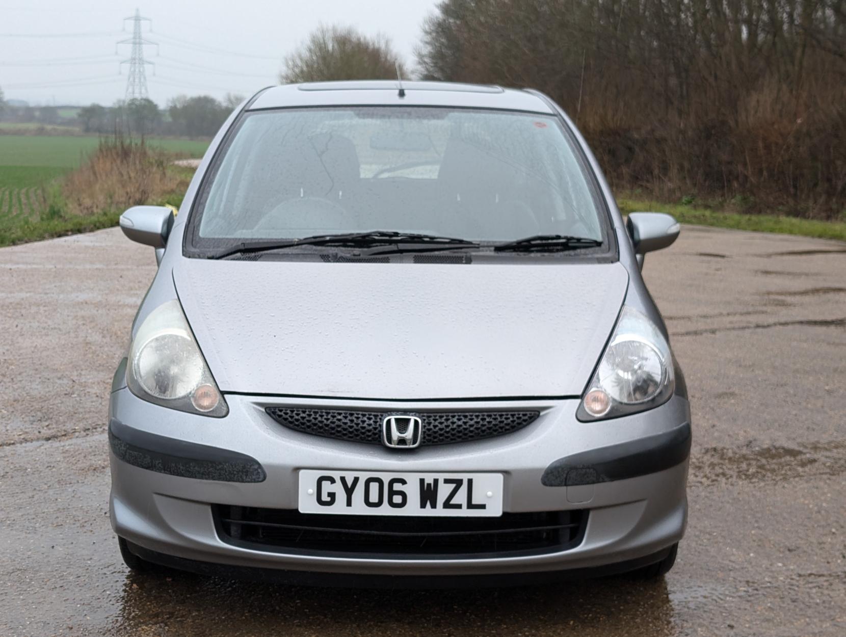 Honda Jazz 1.4 i-DSI SE Hatchback 5dr Petrol CVT-7 (139 g/km, 82 bhp)