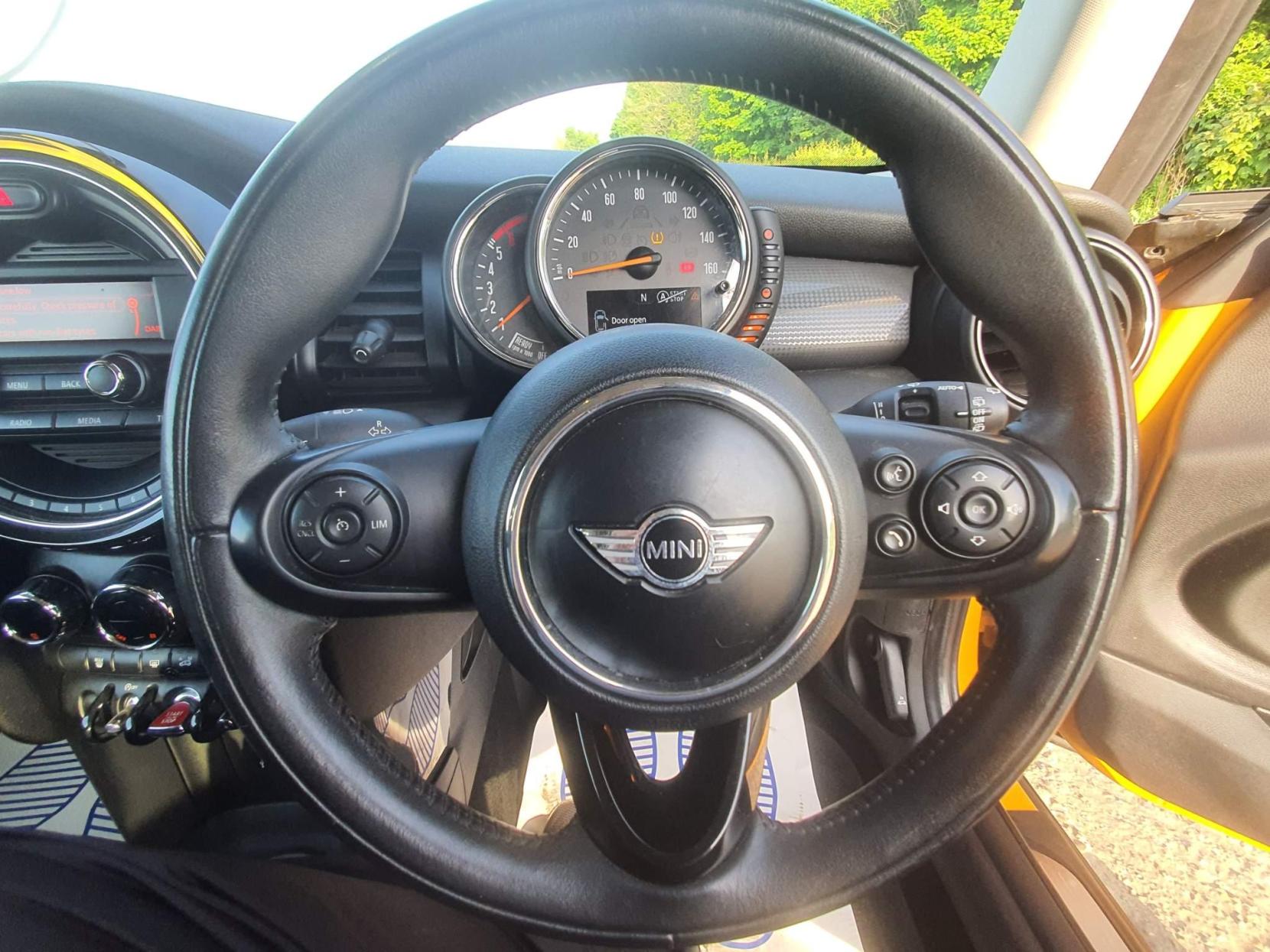 MINI Hatch 1.5 Cooper D Euro 6 (s/s) 3dr