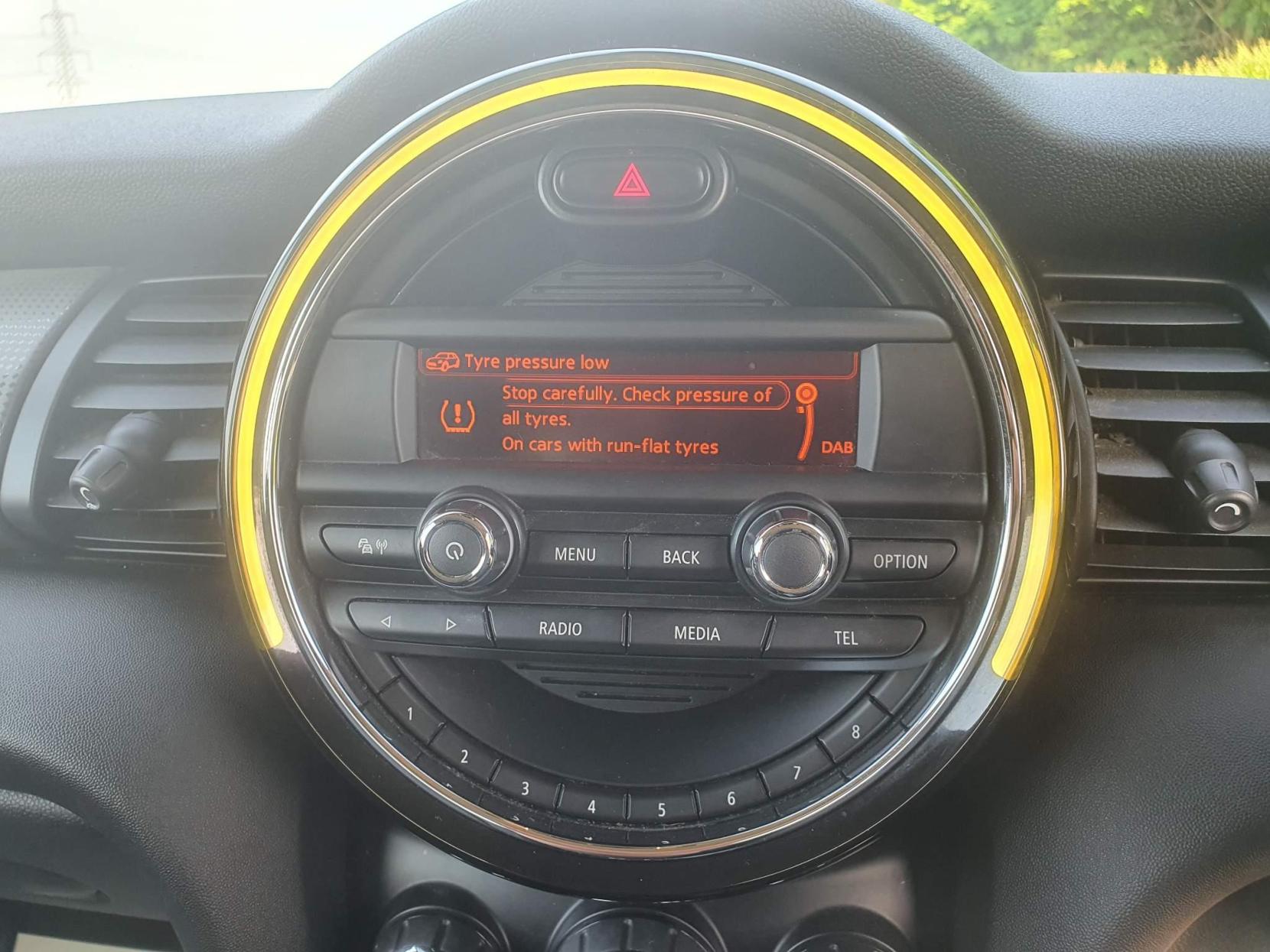 MINI Hatch 1.5 Cooper D Euro 6 (s/s) 3dr