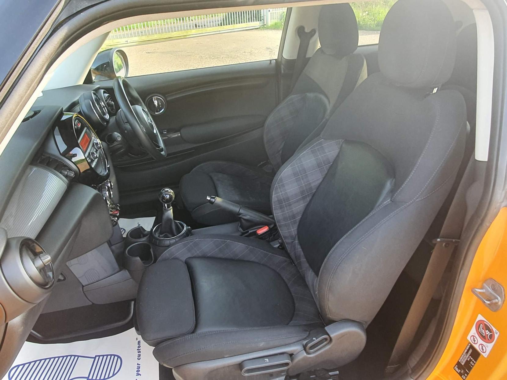 MINI Hatch 1.5 Cooper D Euro 6 (s/s) 3dr
