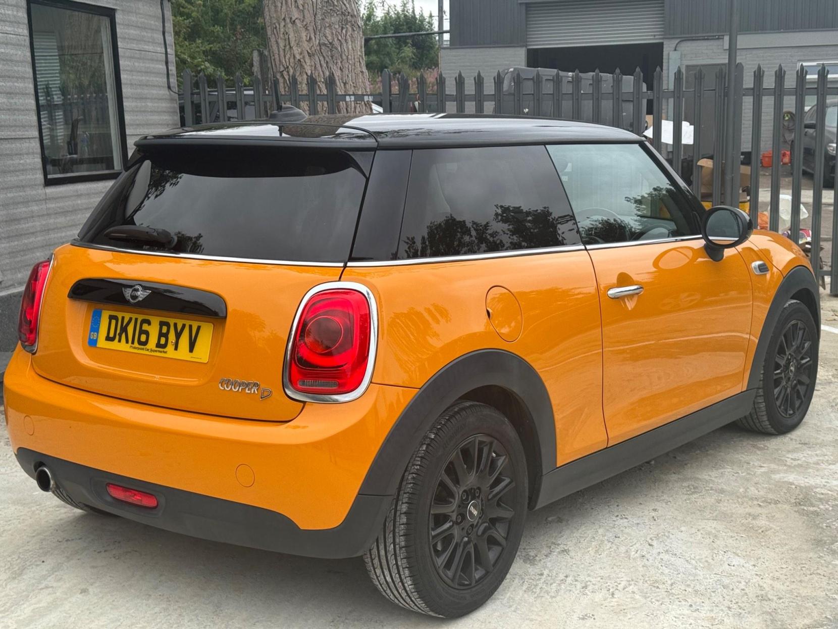 MINI Hatch 1.5 Cooper D Euro 6 (s/s) 3dr