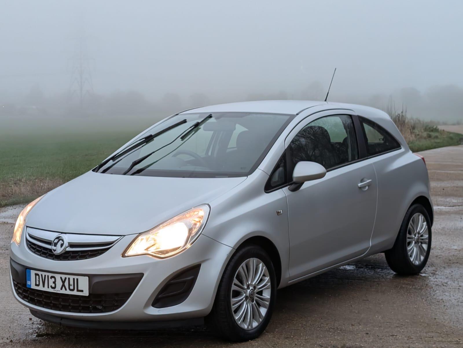 Vauxhall Corsa 1.2 16V Exclusiv Hatchback 3dr Petrol Manual Euro 5 (A/C) (85 ps)