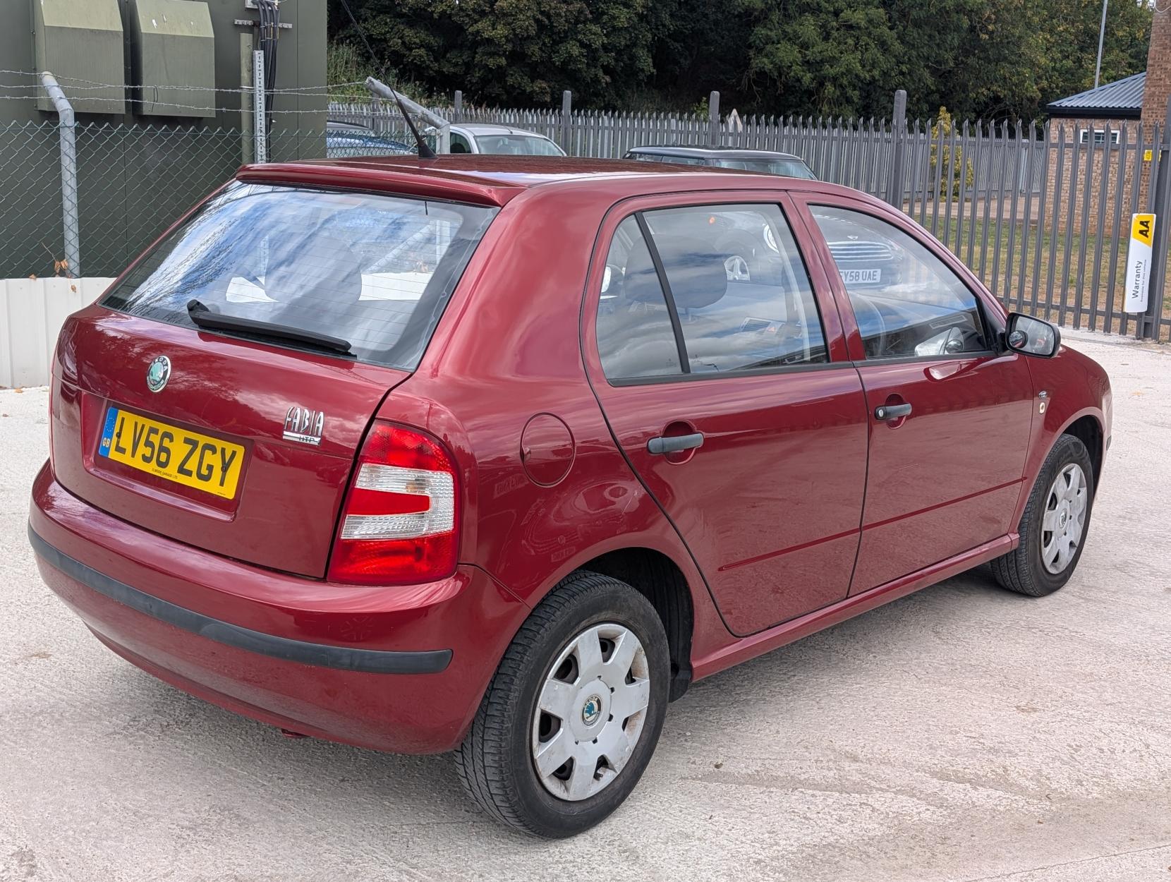Skoda Fabia 1.2 HTP Classic Hatchback 5dr Petrol Manual (140 g/km, 54 bhp)