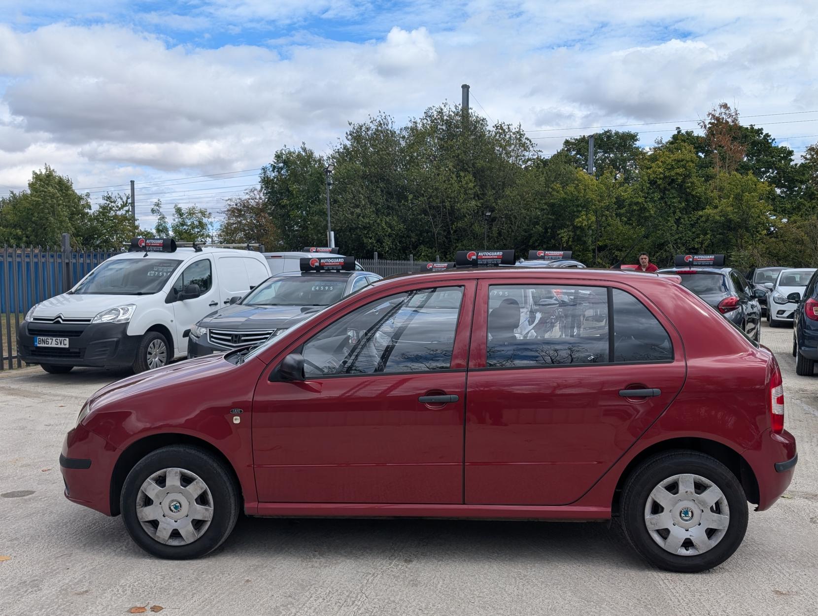 Skoda Fabia 1.2 HTP Classic Hatchback 5dr Petrol Manual (140 g/km, 54 bhp)