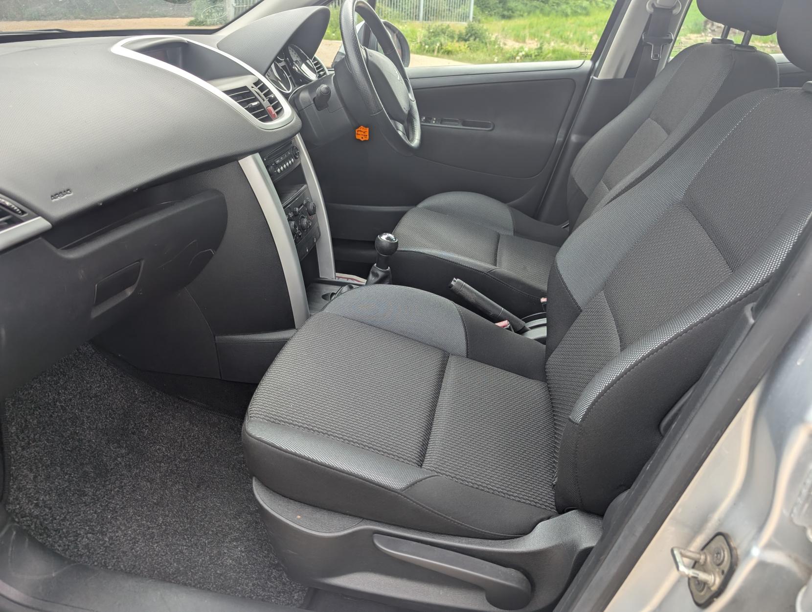 Peugeot 207 1.4 Active Hatchback 5dr Petrol Manual Euro 5 (75 ps)