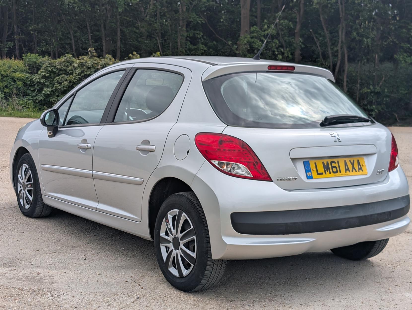 Peugeot 207 1.4 Active Hatchback 5dr Petrol Manual Euro 5 (75 ps)
