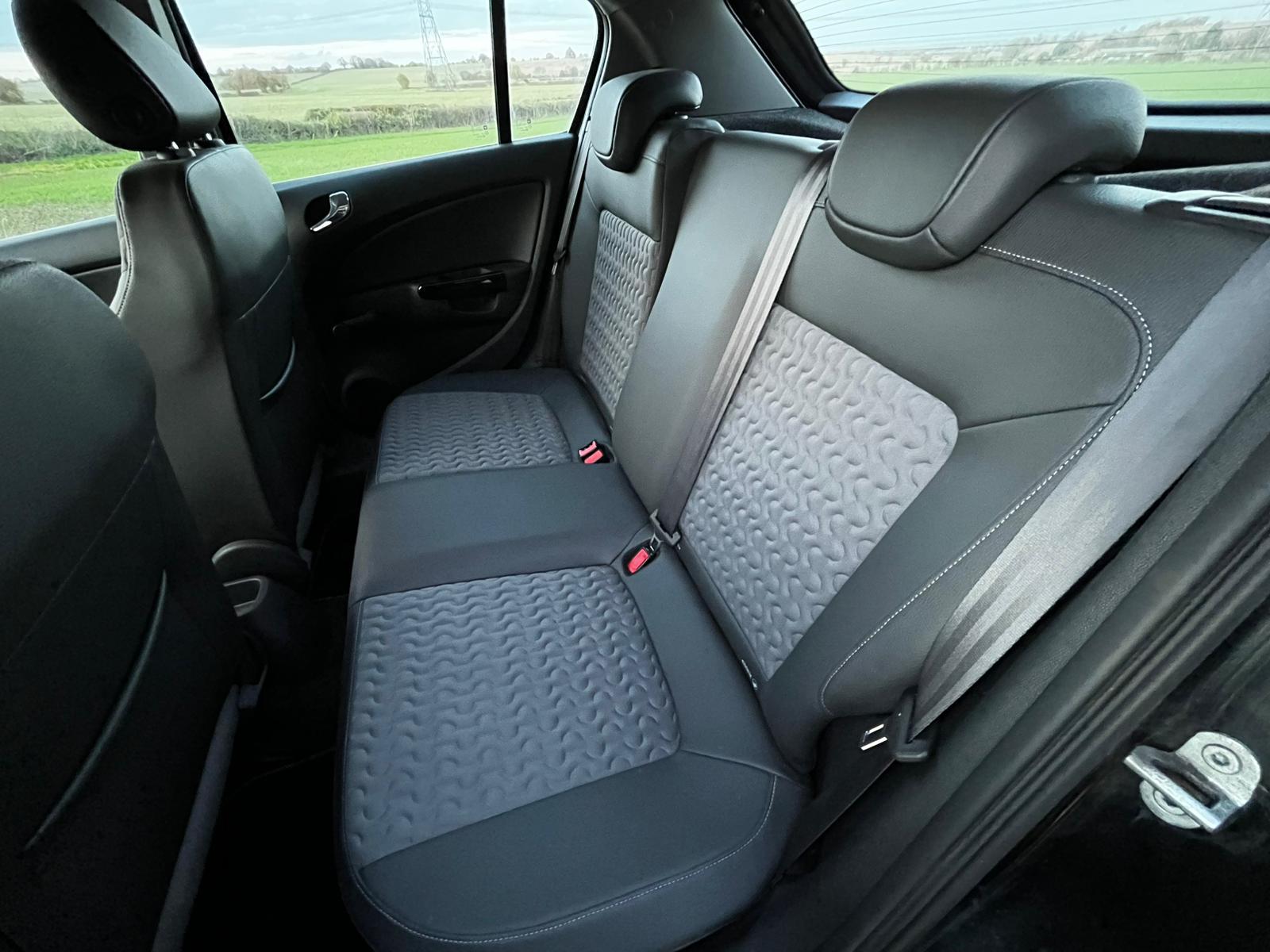 Vauxhall Corsa 1.4 16V SE Hatchback 5dr Petrol Manual Wide Ratio Euro 5 (100 ps)