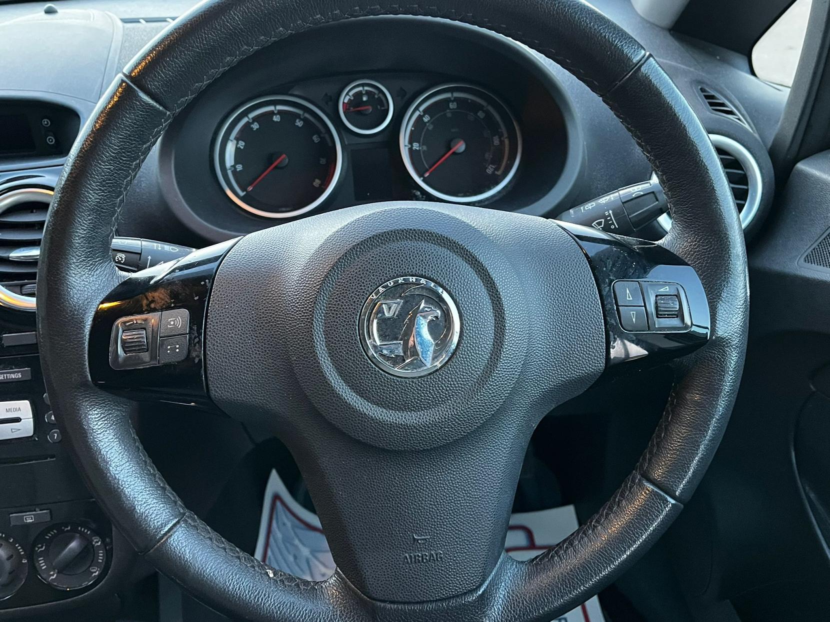 Vauxhall Corsa 1.4 16V SE Hatchback 5dr Petrol Manual Wide Ratio Euro 5 (100 ps)