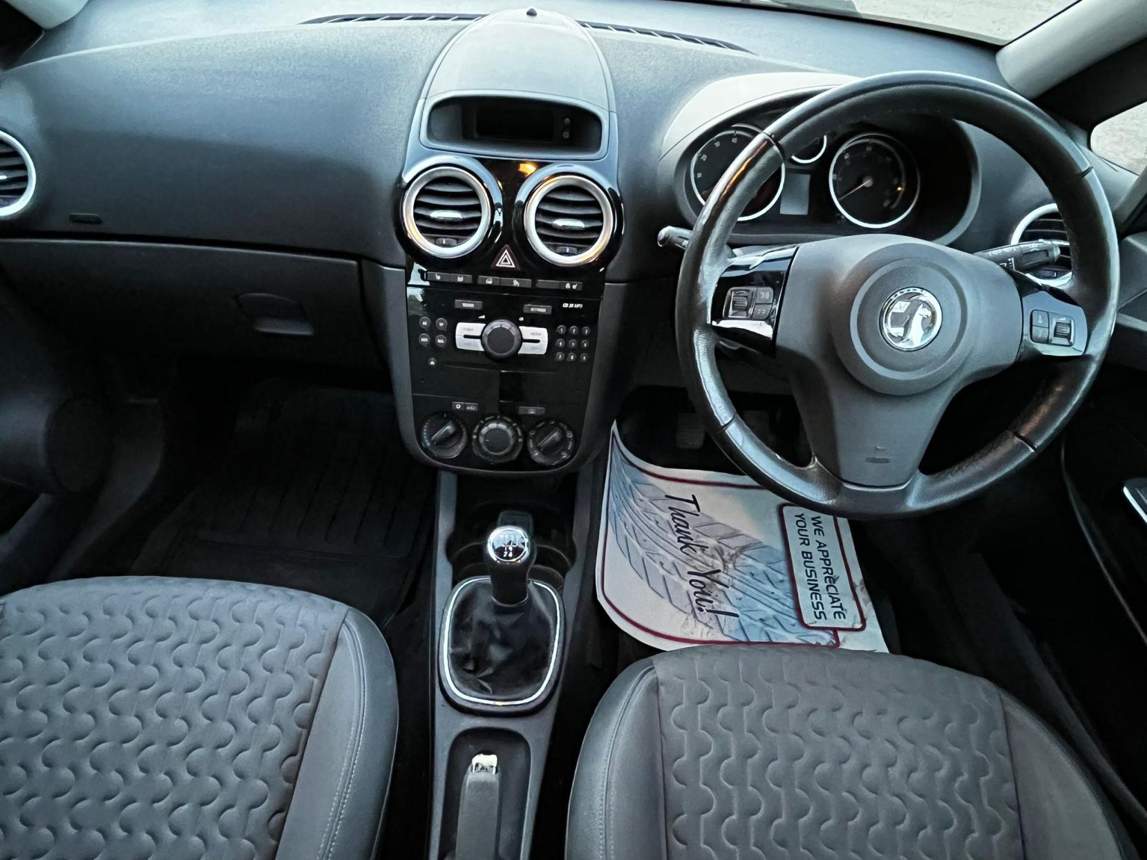 Vauxhall Corsa 1.4 16V SE Hatchback 5dr Petrol Manual Wide Ratio Euro 5 (100 ps)