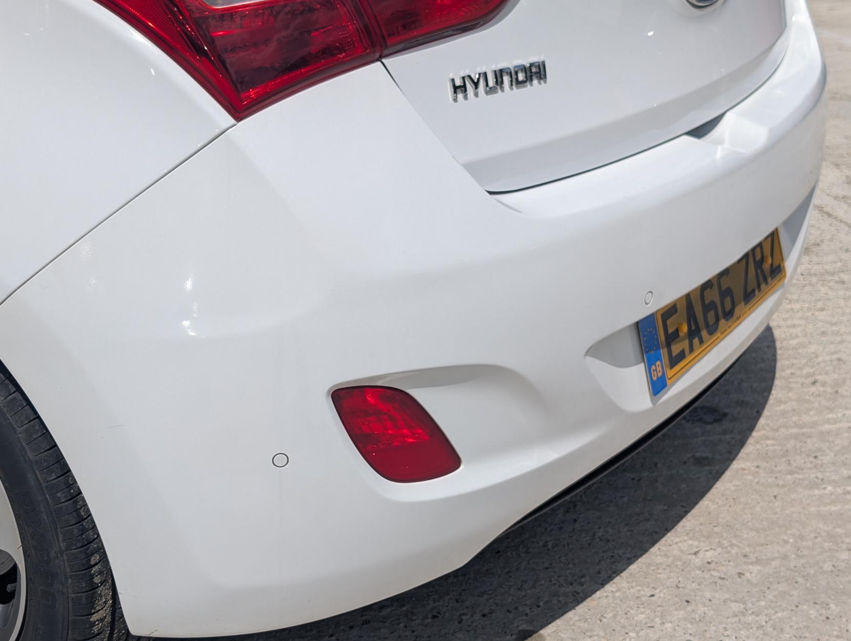 Hyundai i30 1.6 SE Hatchback 5dr Petrol Auto Euro 6 (120 ps)