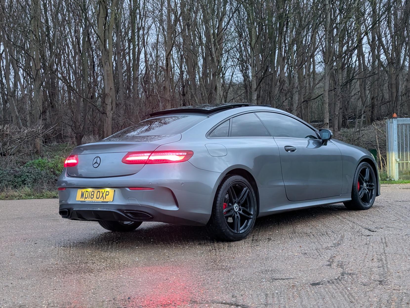 Mercedes-Benz E Class 2.0 E220d AMG Line (Premium) Coupe 2dr Diesel G-Tronic+ Euro 6 (s/s) (194 ps)