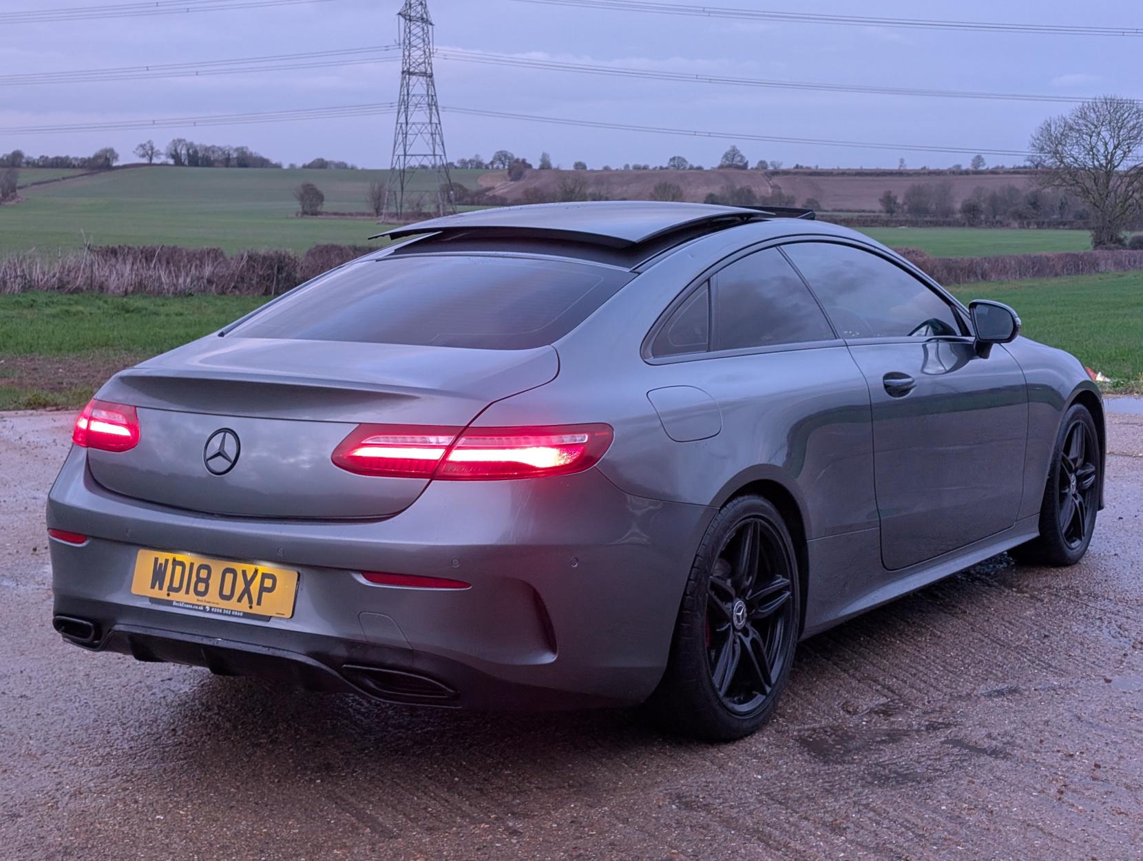 Mercedes-Benz E Class 2.0 E220d AMG Line (Premium) Coupe 2dr Diesel G-Tronic+ Euro 6 (s/s) (194 ps)