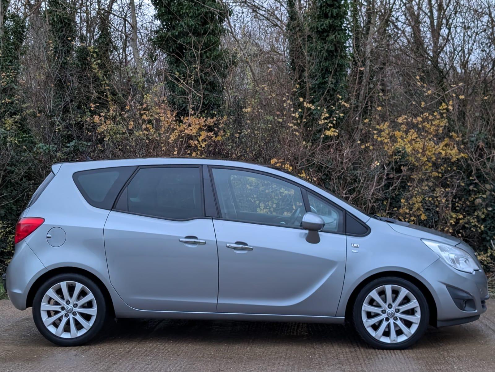 Vauxhall Meriva 1.7 CDTi SE MPV 5dr Diesel Auto Euro 5 (110 ps)